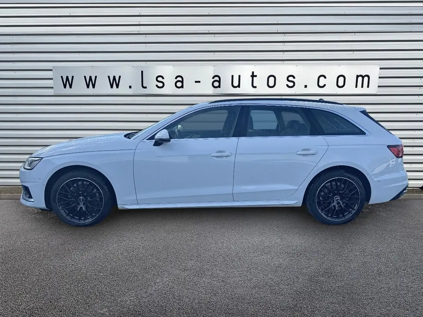 Audi A4 2.0 30 TDI 136 S-tronic Business line Blanc - 2