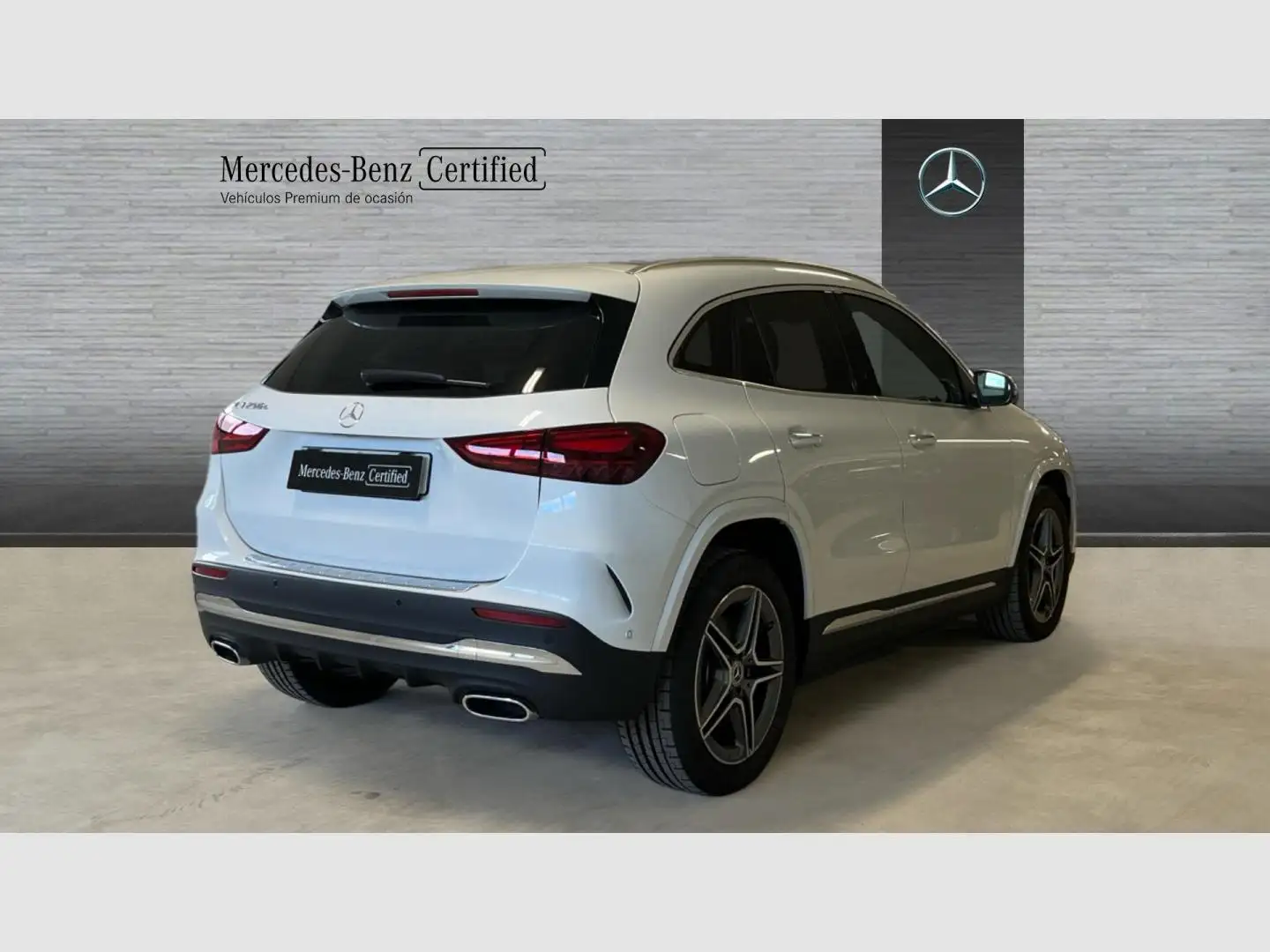 Mercedes-Benz GLA 45 AMG 250e Line - 2