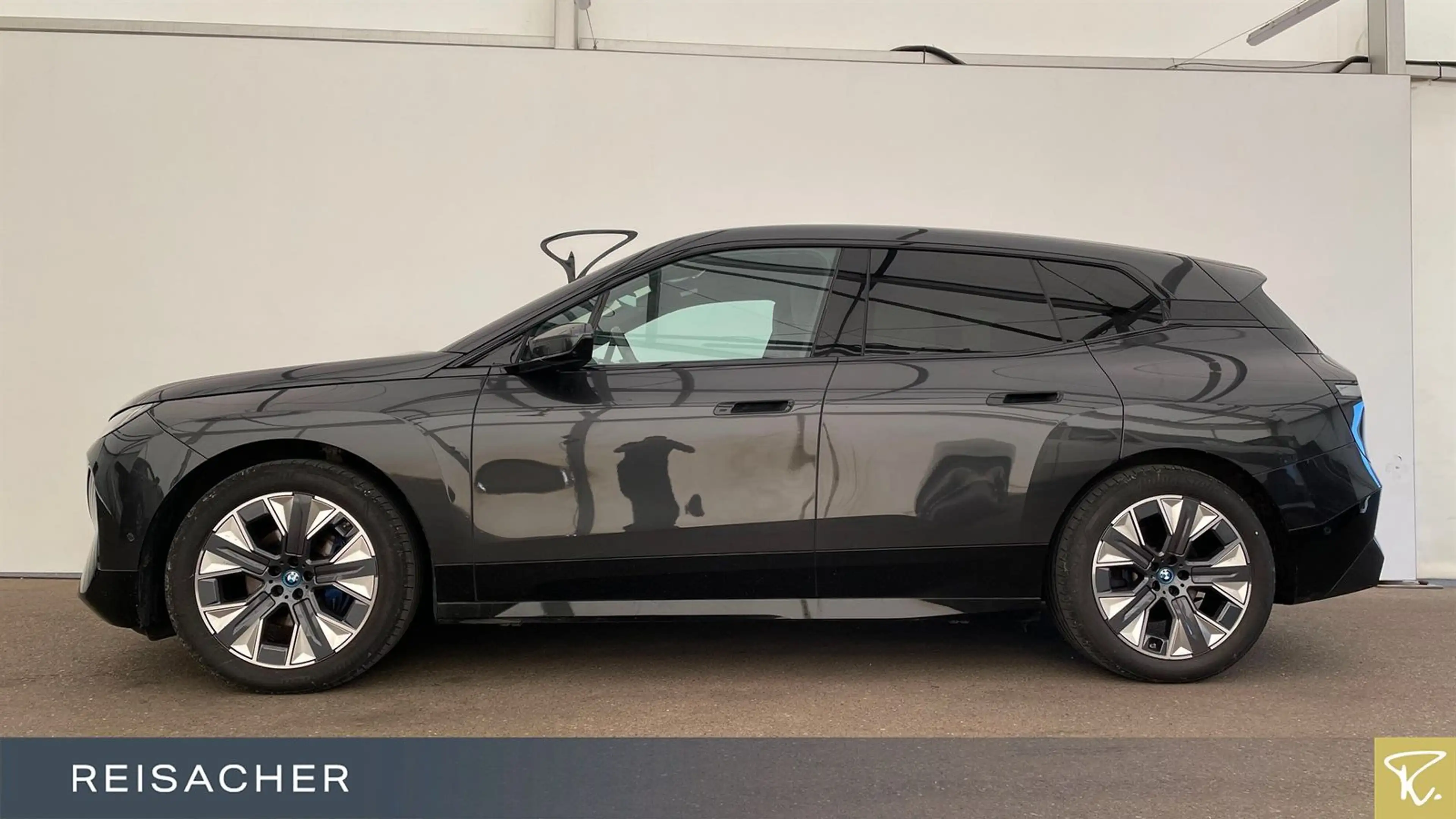 BMW iX xDrive40 Sportpaket Laden AC Ladekabel DAB — photo 4