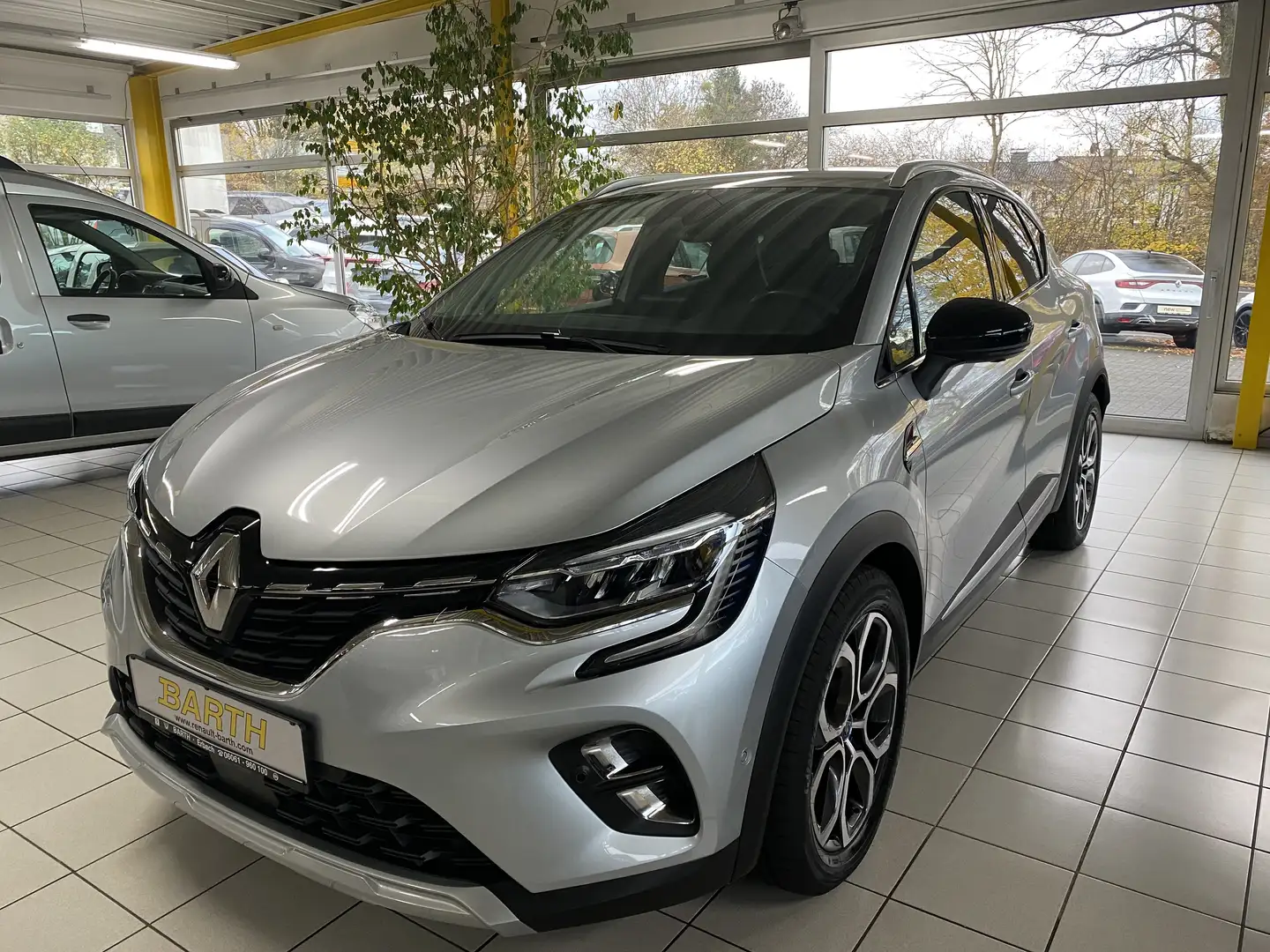 Renault Captur Edition One Silber - 2