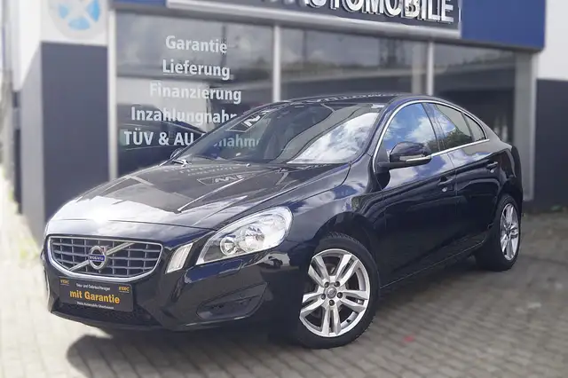 Volvo S60 D3 Momentum*AUTOM*NAVI*PDC*TÜV NEU*GARANTIE*