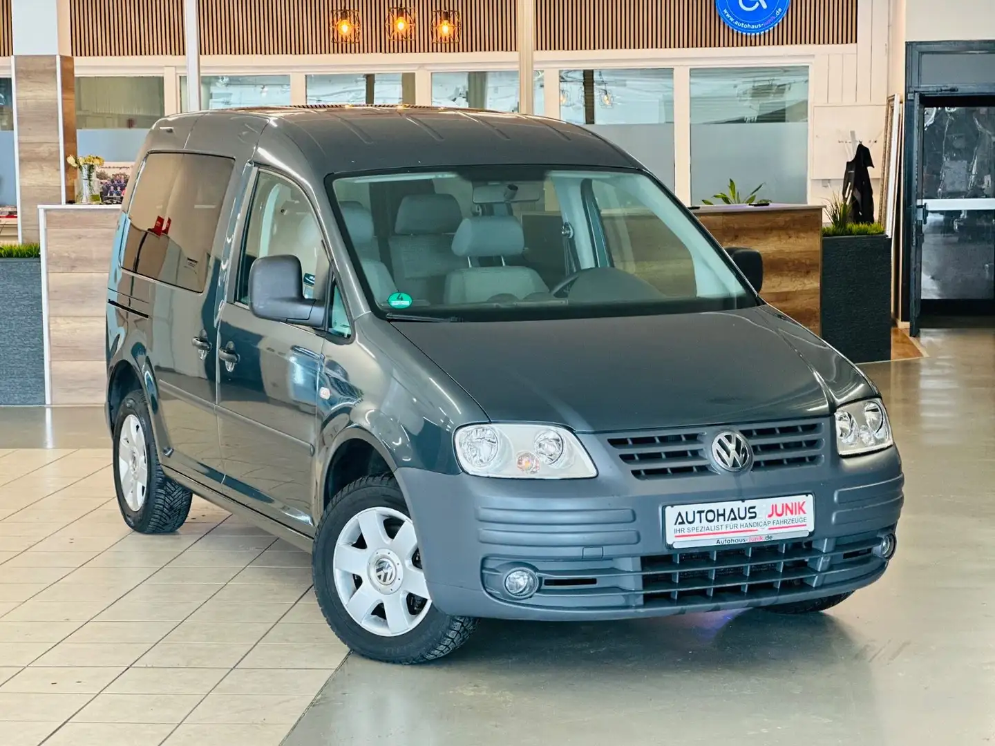 Volkswagen Caddy Life 1,6 Behindertengerecht-Rampe Grau - 2