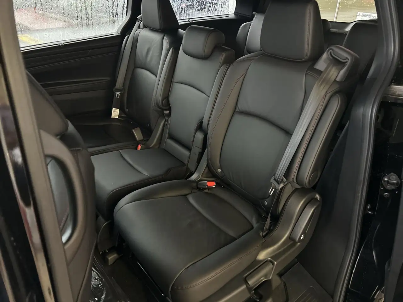 Honda Odyssey снимка Honda Odyssey