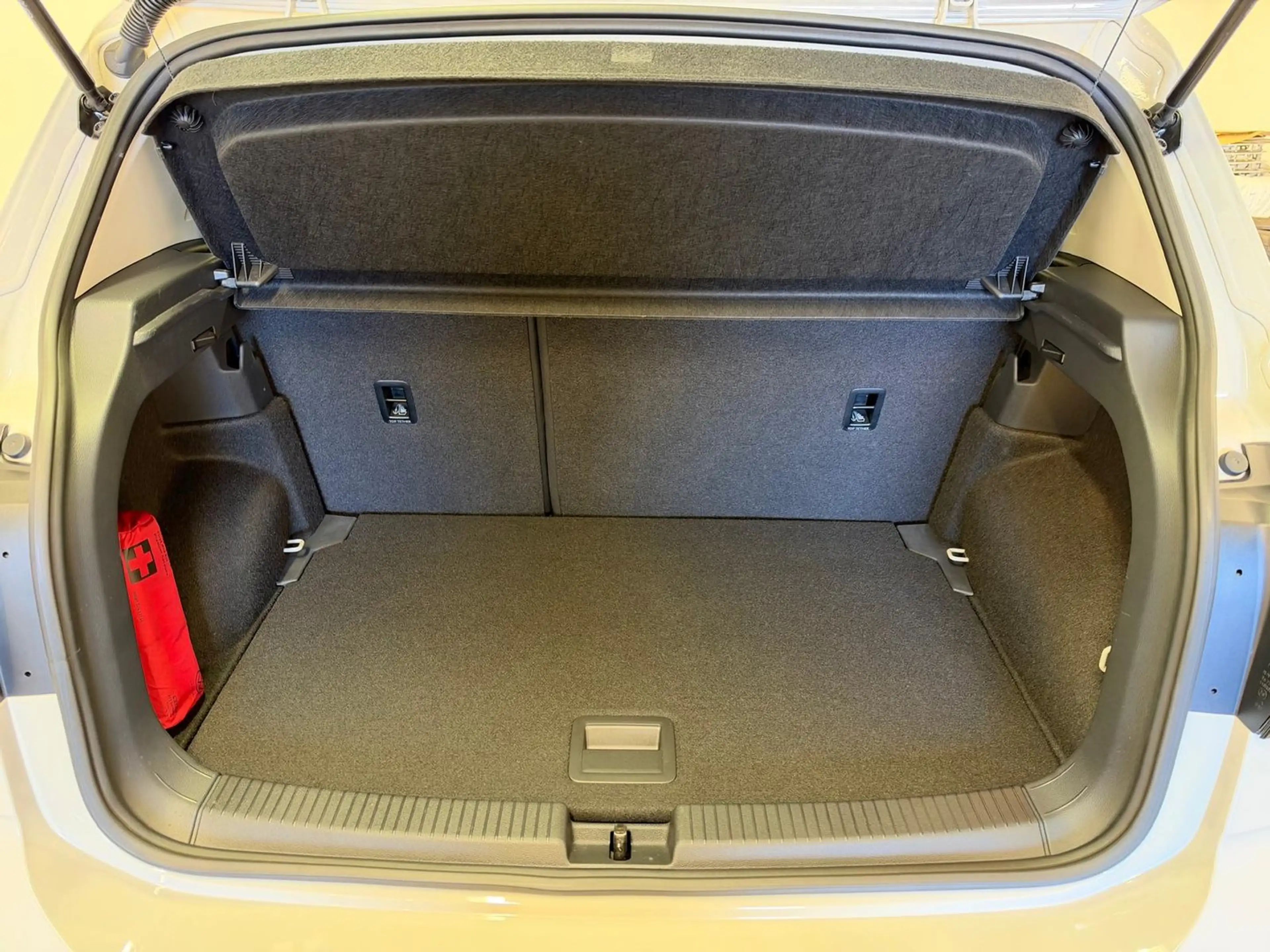 Volkswagen T-Cross Life TSI — photo 14