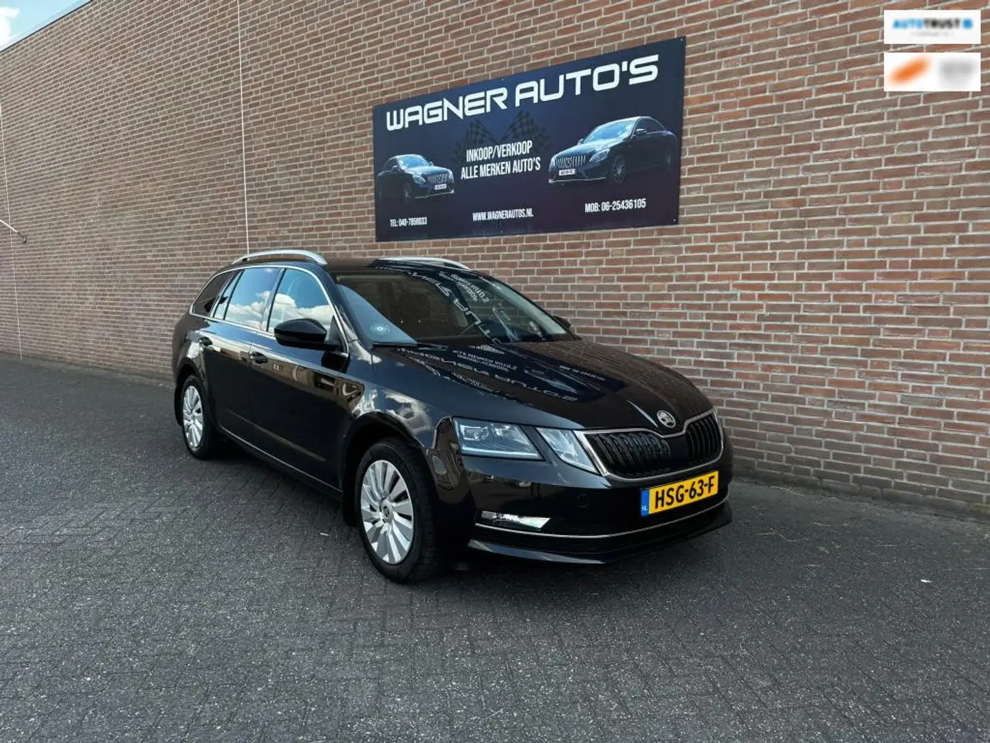 Skoda Octavia Combi 1.5 TSI Greentech Style Navi Cruisecontrol R Zwart - 1