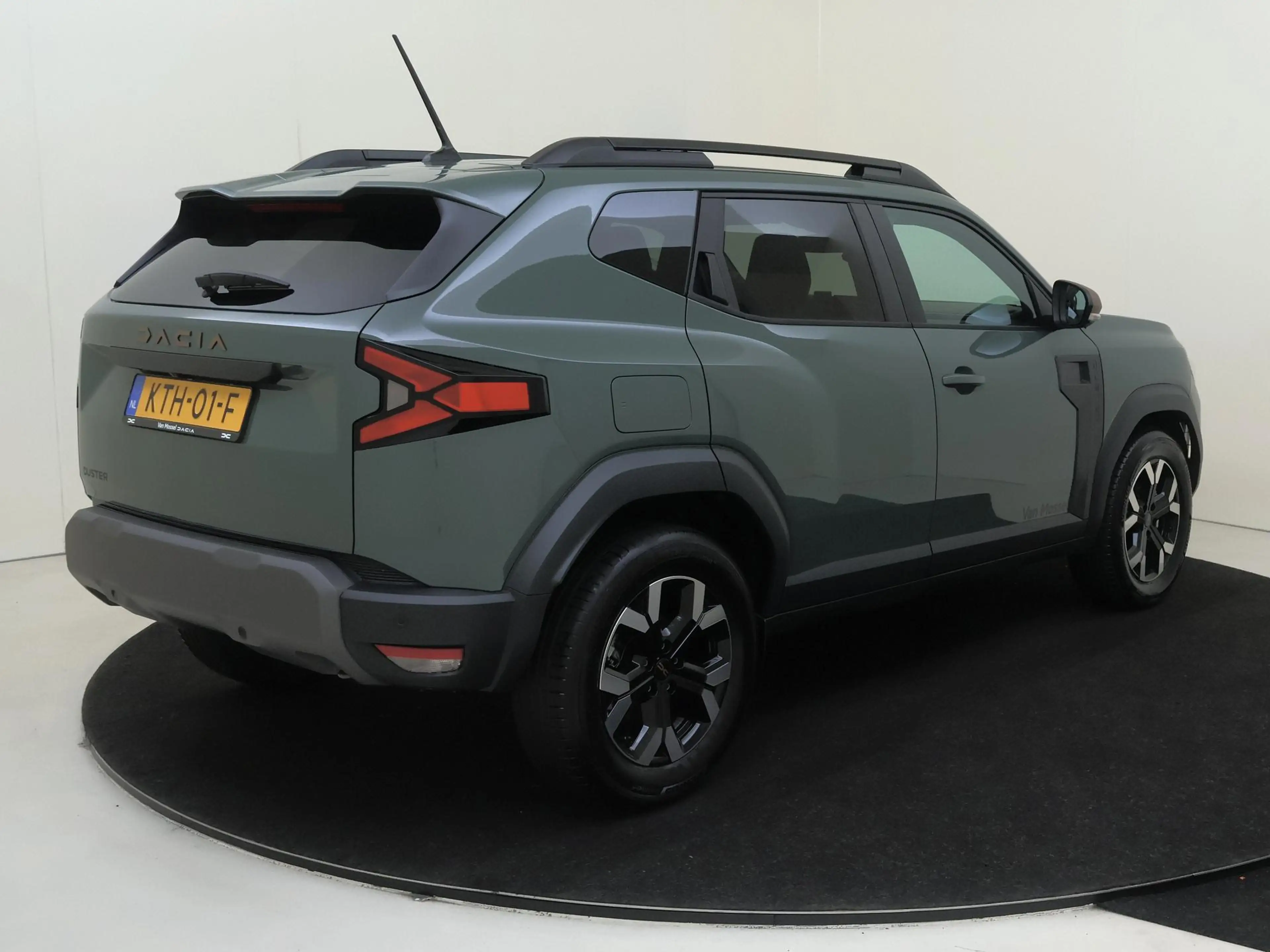 Dacia Duster 1.2 mild hybrid 140 extreme | Navigatie | Camera — photo 4
