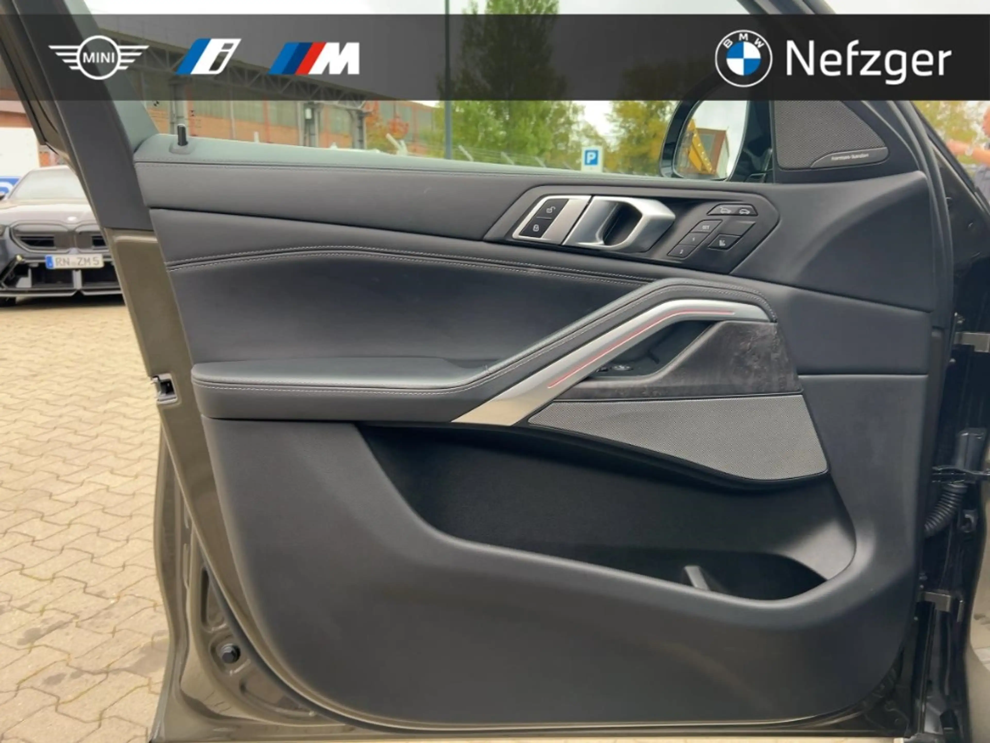 BMW X6 xDrive40i M Paket Laser H&K HUD Komfort Pano — photo 15
