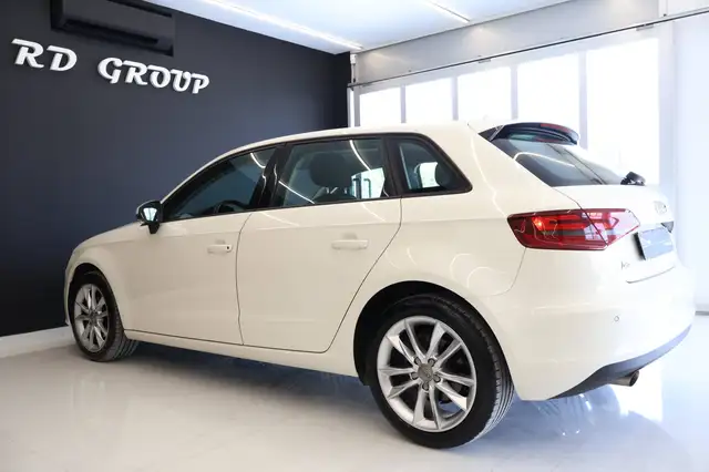 Audi A3 view 7