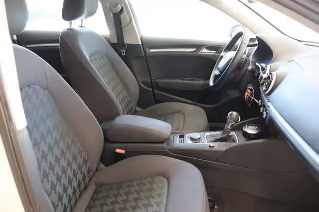 Audi A3 view 12