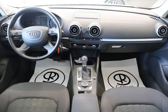 Audi A3 view 8