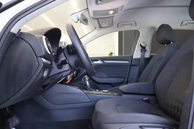 Audi A3 view 10