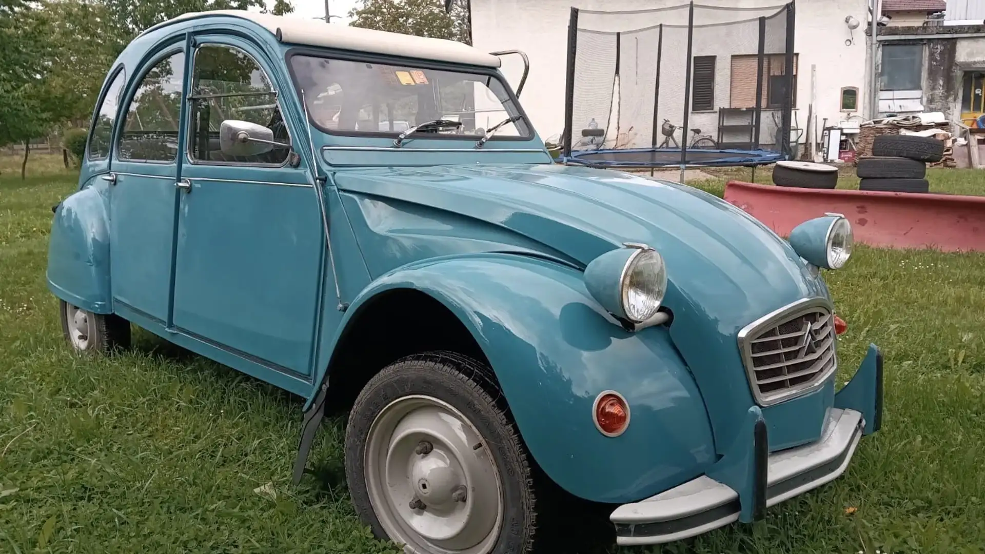 Citroen 2CV 6 SPEZIAL Modrá - 2