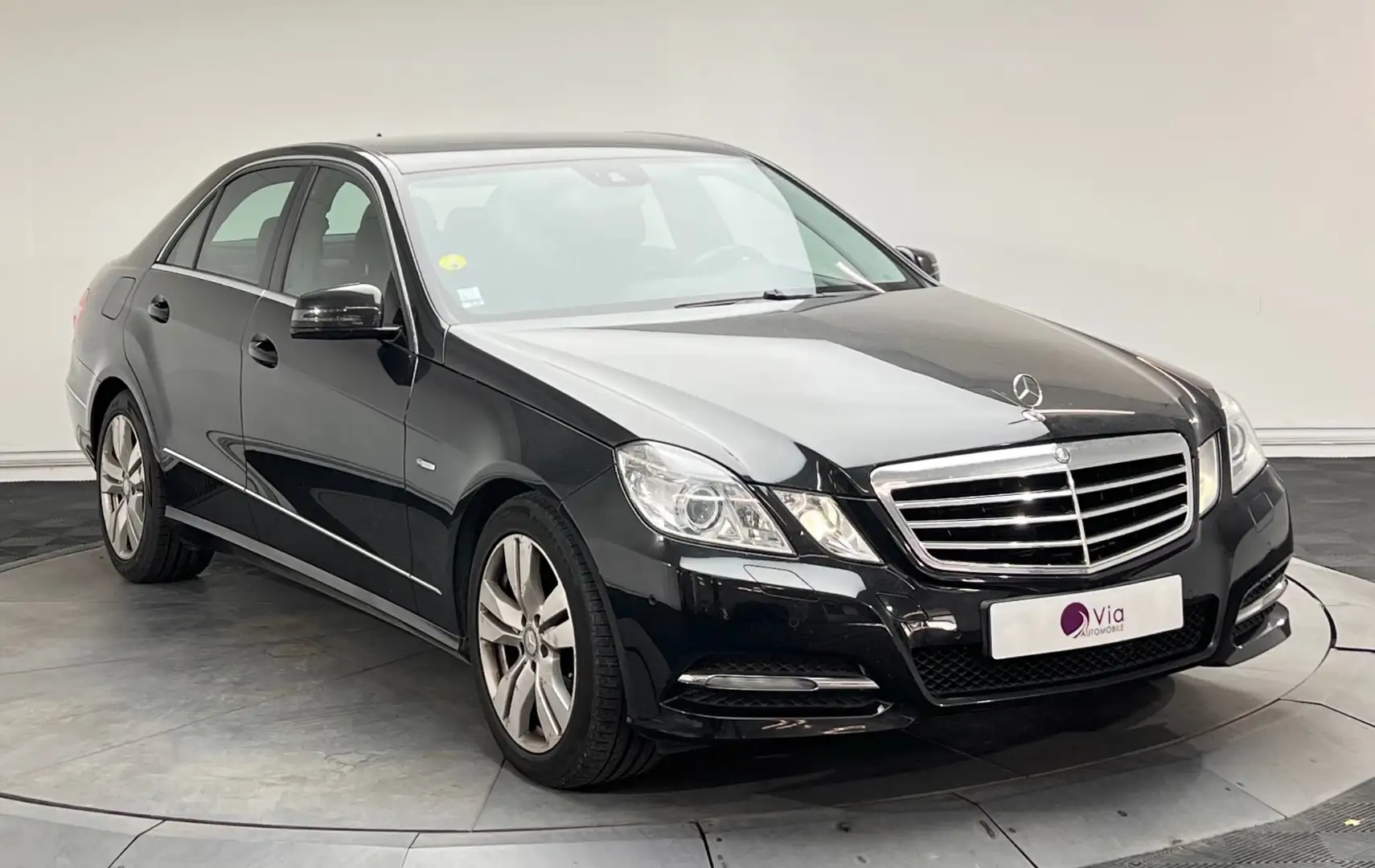 Mercedes-Benz E 200 200 CDI BlueEfficiency Avantgarde Executive Czarny - 2