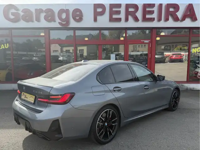BMW 3 Series view 3