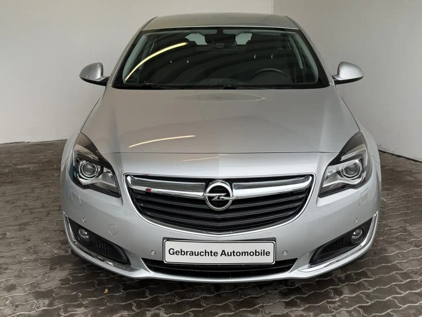 Opel Insignia 1.6 ECOTEC Turbo Navi.PDCvohi Silber - 1