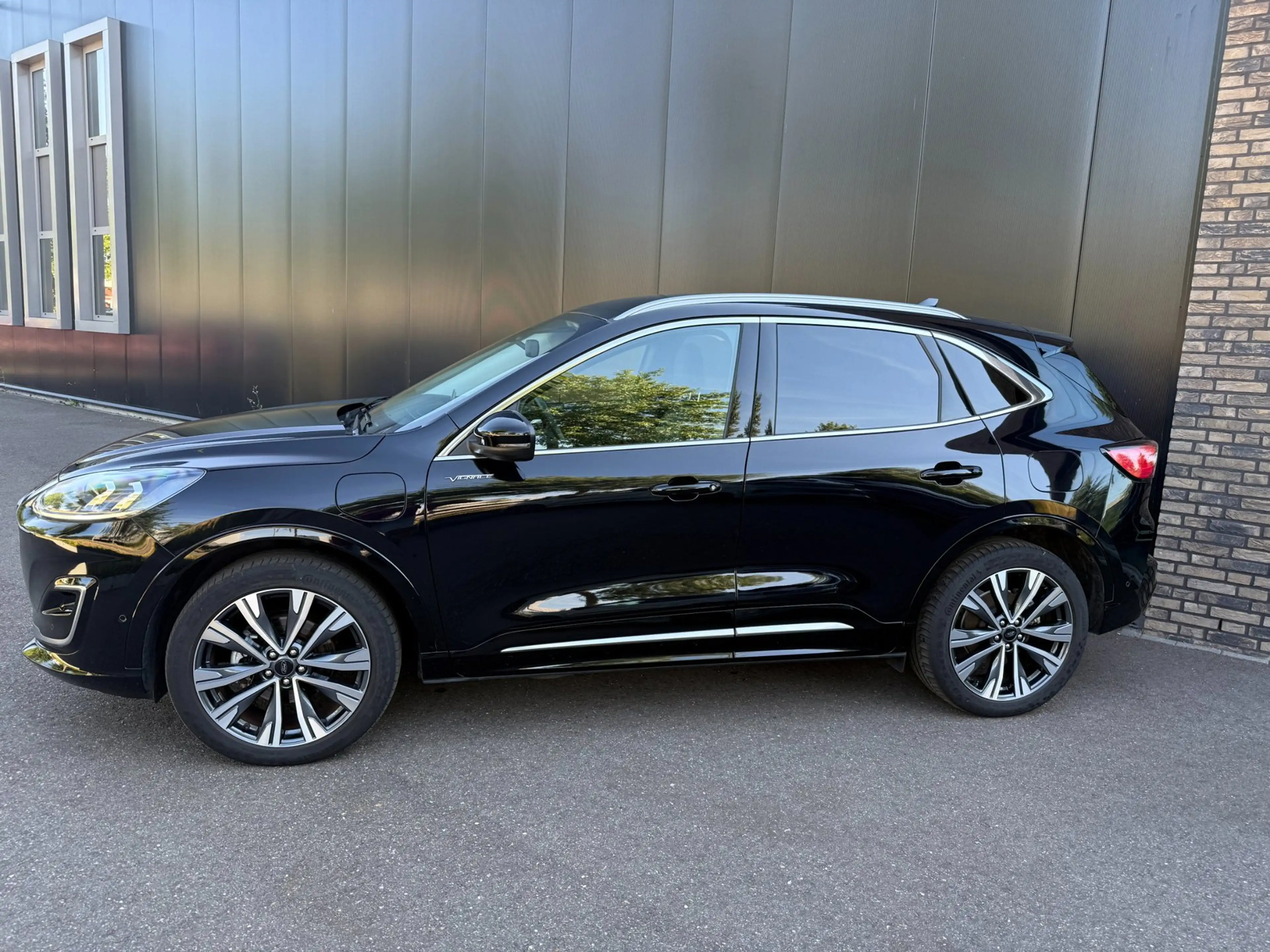 Ford Kuga 2.5 225pk PHEV Vignale Trekhaak, HUD, Camera's, Ad — photo 2