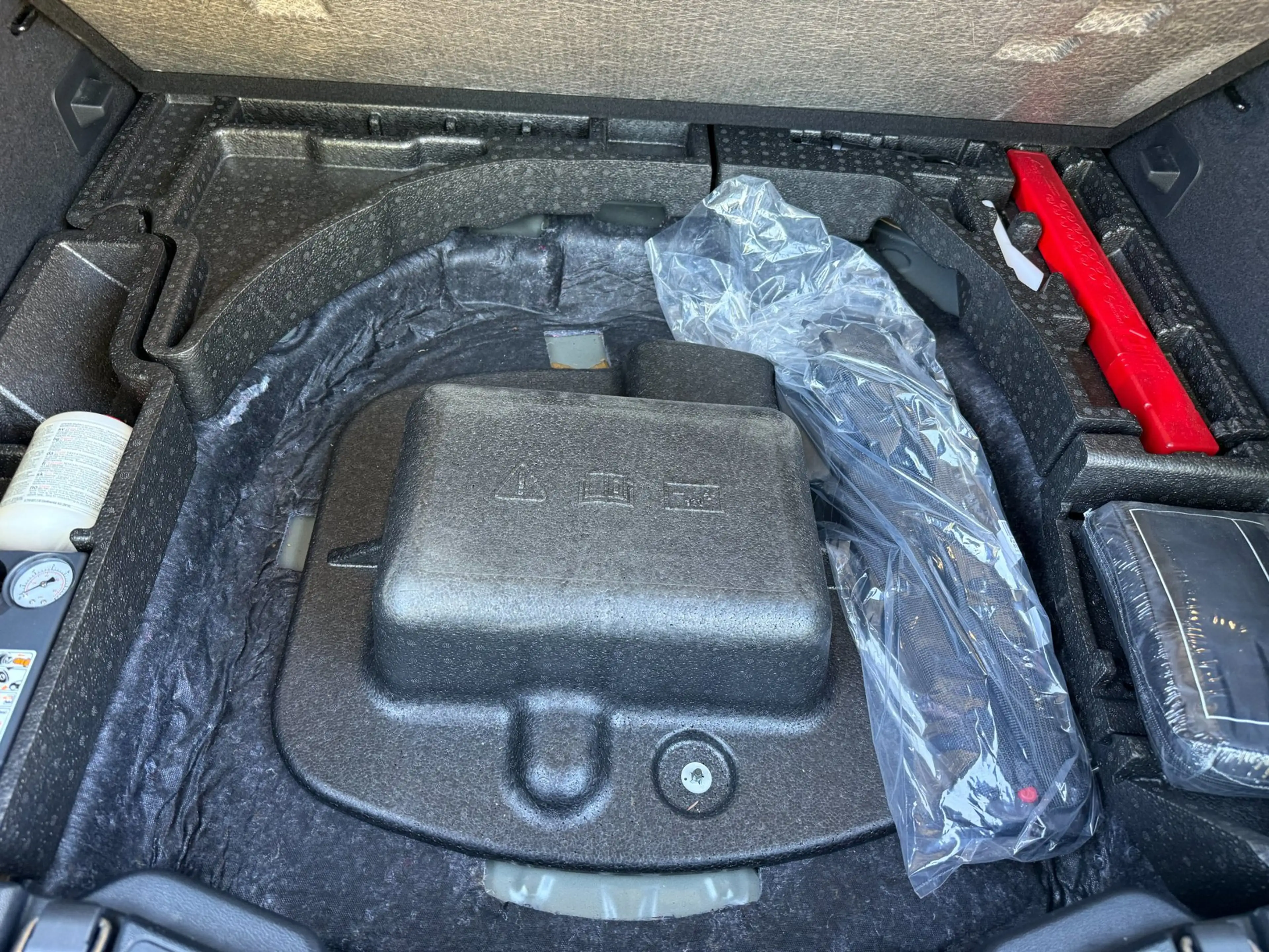 Ford Kuga 2.5 225pk PHEV Vignale Trekhaak, HUD, Camera's, Ad — photo 34