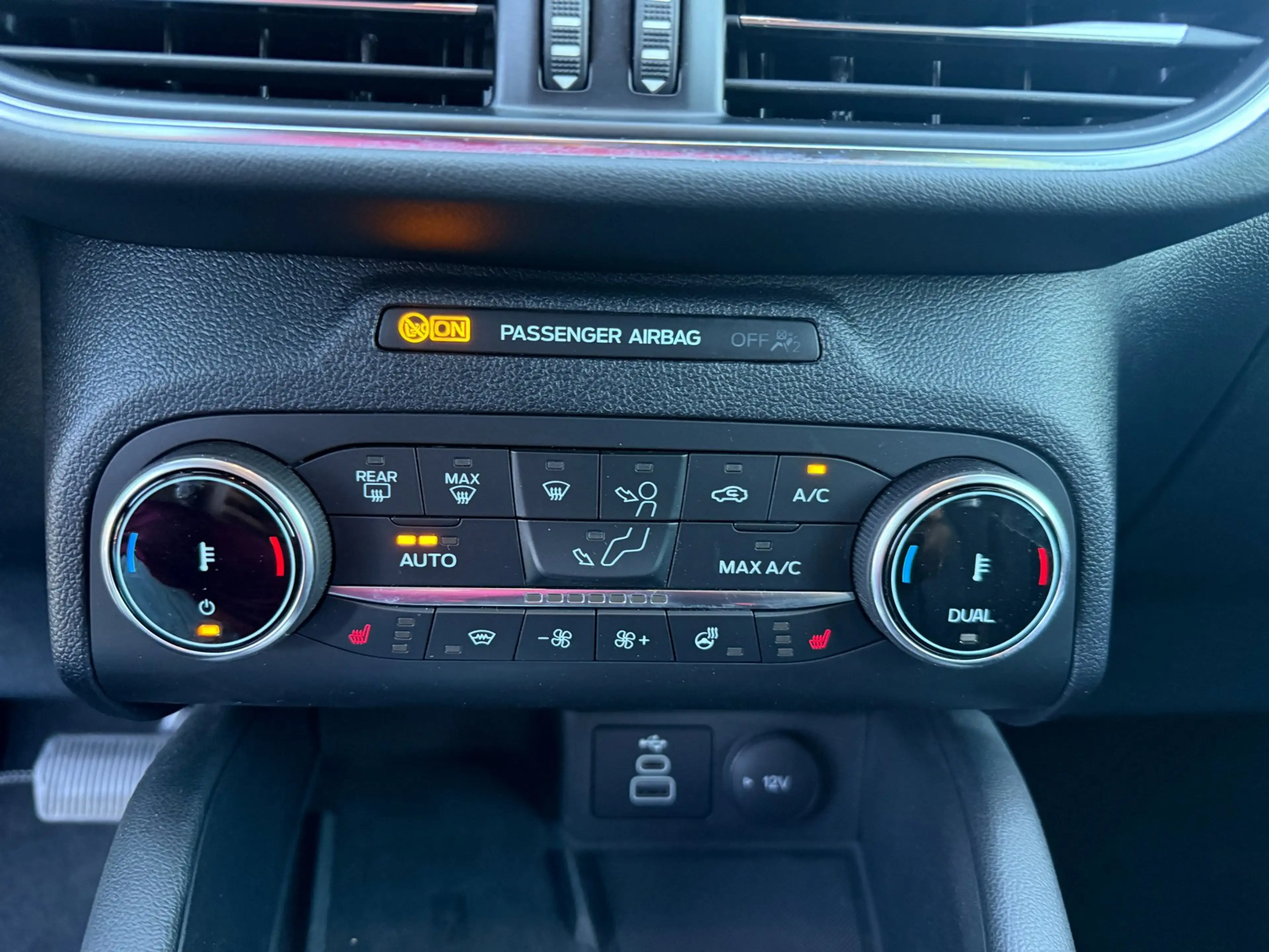 Ford Kuga 2.5 225pk PHEV Vignale Trekhaak, HUD, Camera's, Ad — photo 23