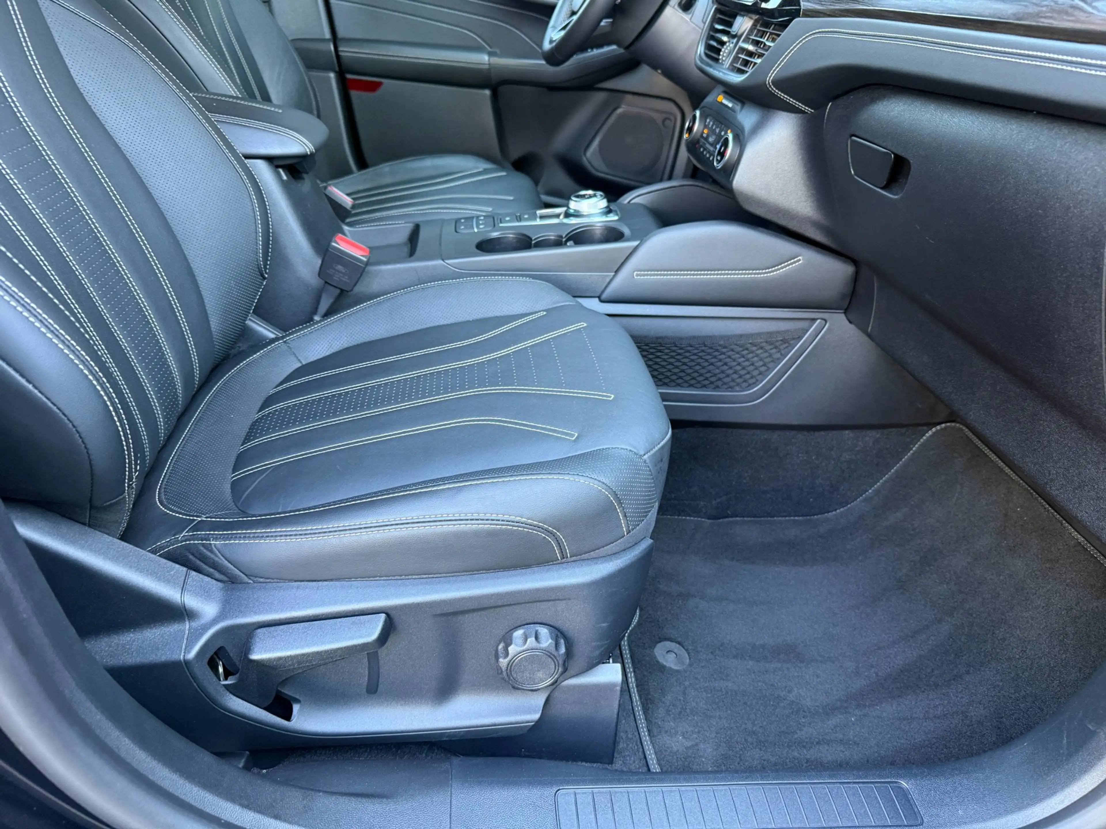 Ford Kuga 2.5 225pk PHEV Vignale Trekhaak, HUD, Camera's, Ad — photo 28