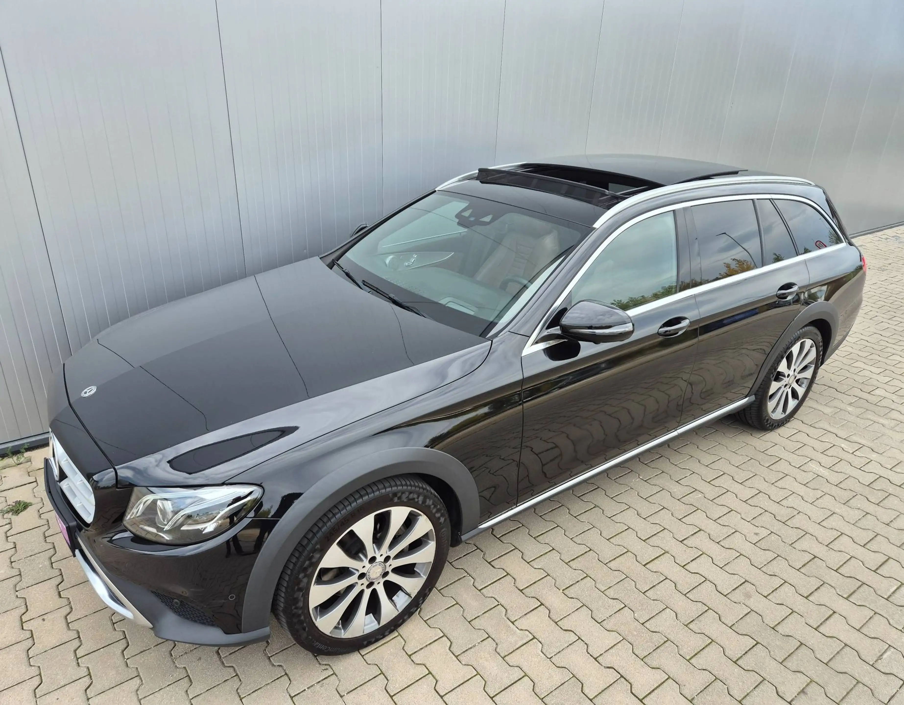 Mercedes-Benz E 220 E 220 d 4Matic All-Terrain — photo 7