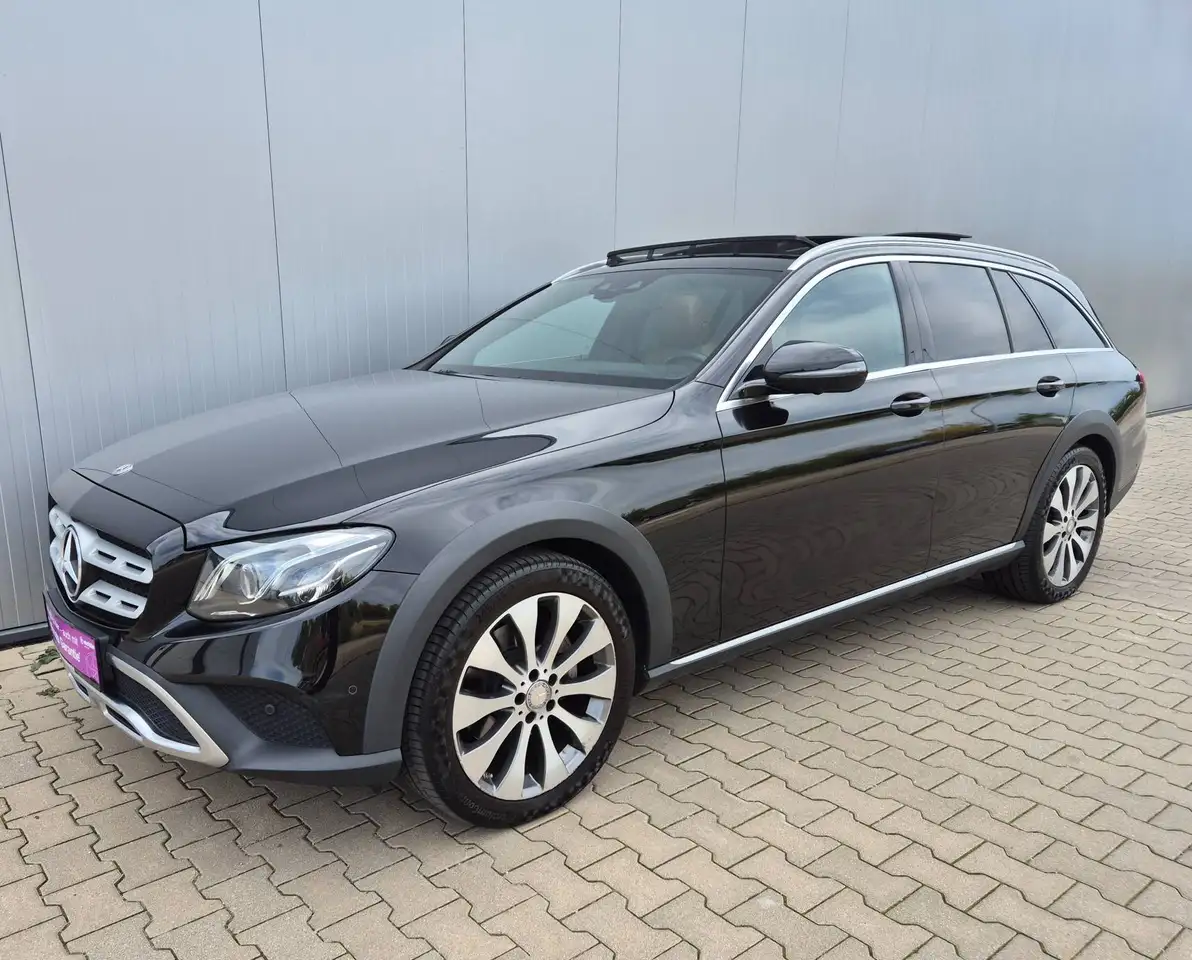 Mercedes-Benz E 220