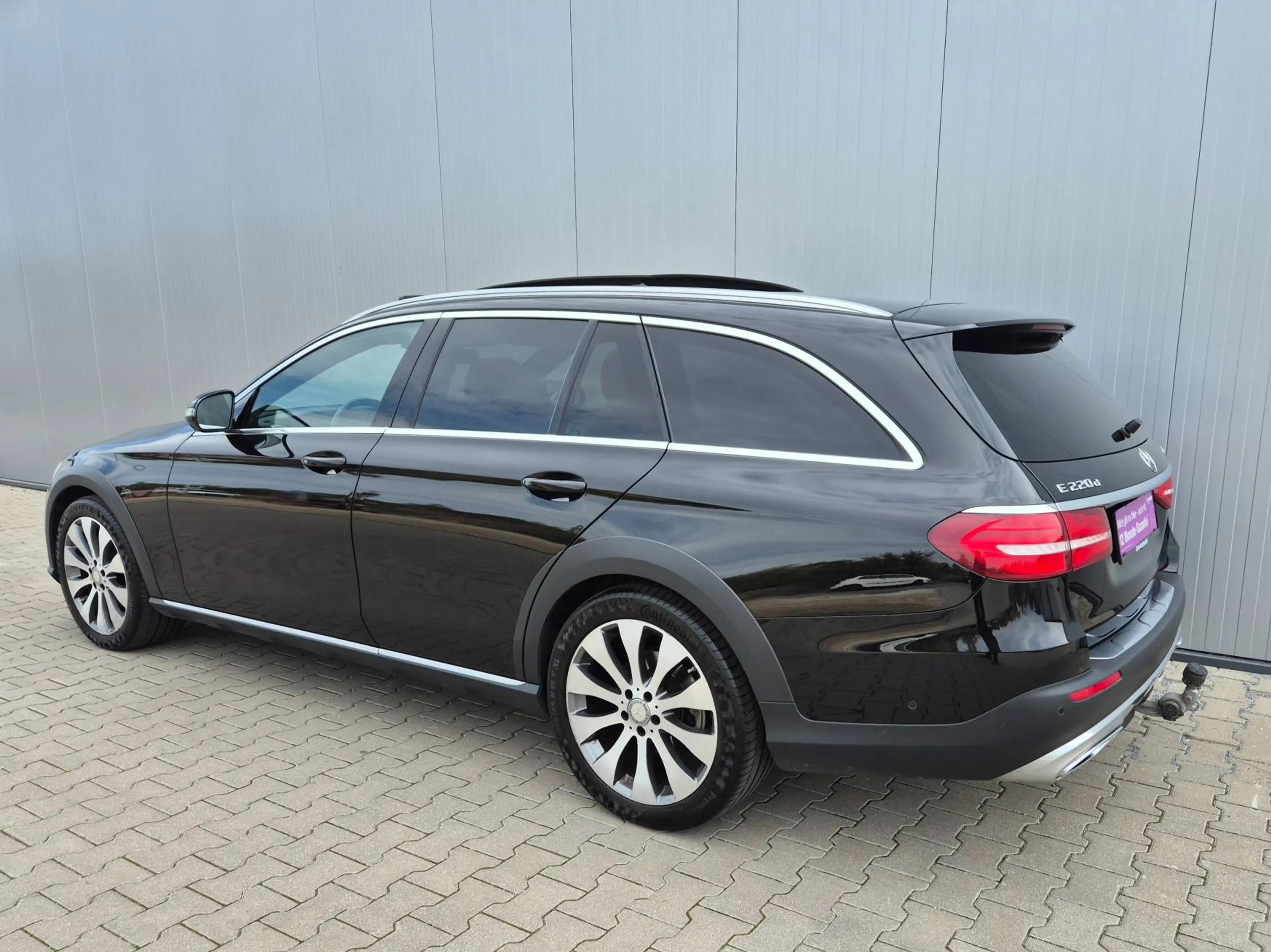 Mercedes-Benz E 220 E 220 d 4Matic All-Terrain — photo 4