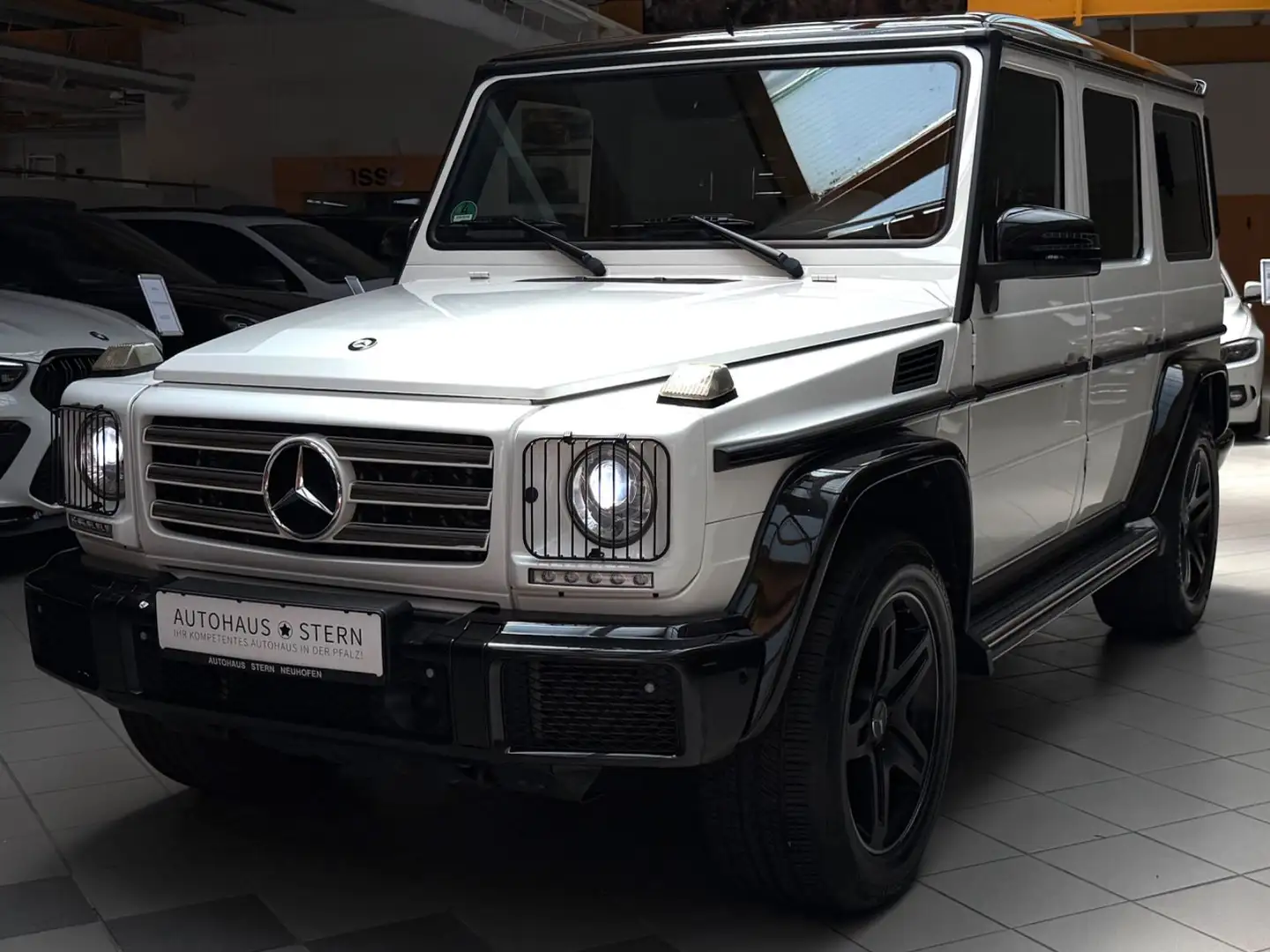 Mercedes-Benz G 350 d AMG|Exklusiv|Designo|SHZ|SBL|AHK|Navi|PDC Biały - 1