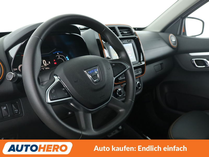 Dacia Spring electric drive 33 kW Comfort Plus Aut.*CAM*NAVI* — photo 11