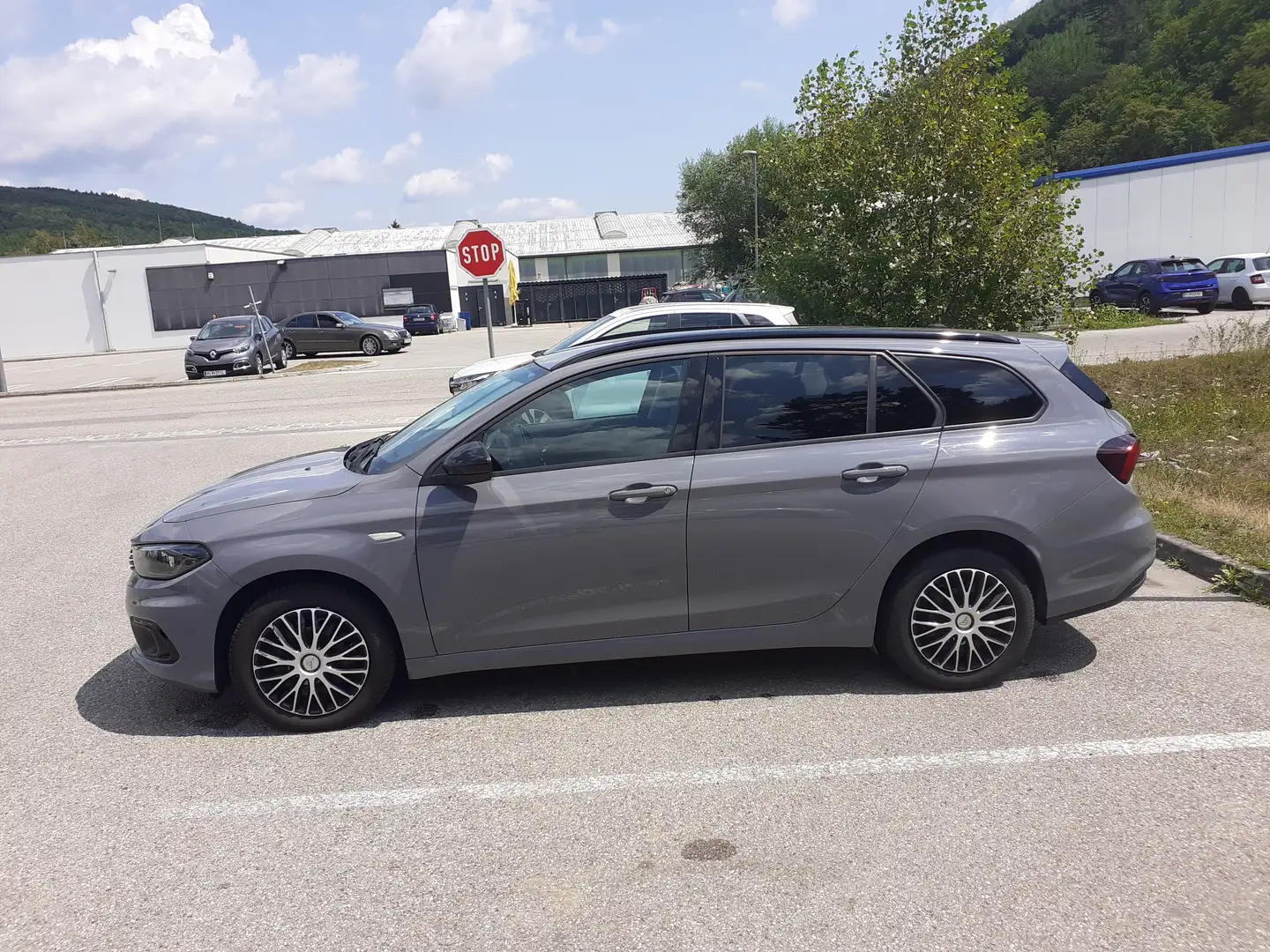 Fiat Tipo Fiat Tipo 1,6 MultiJet-120 S-Design im Topzustand Grau - 2