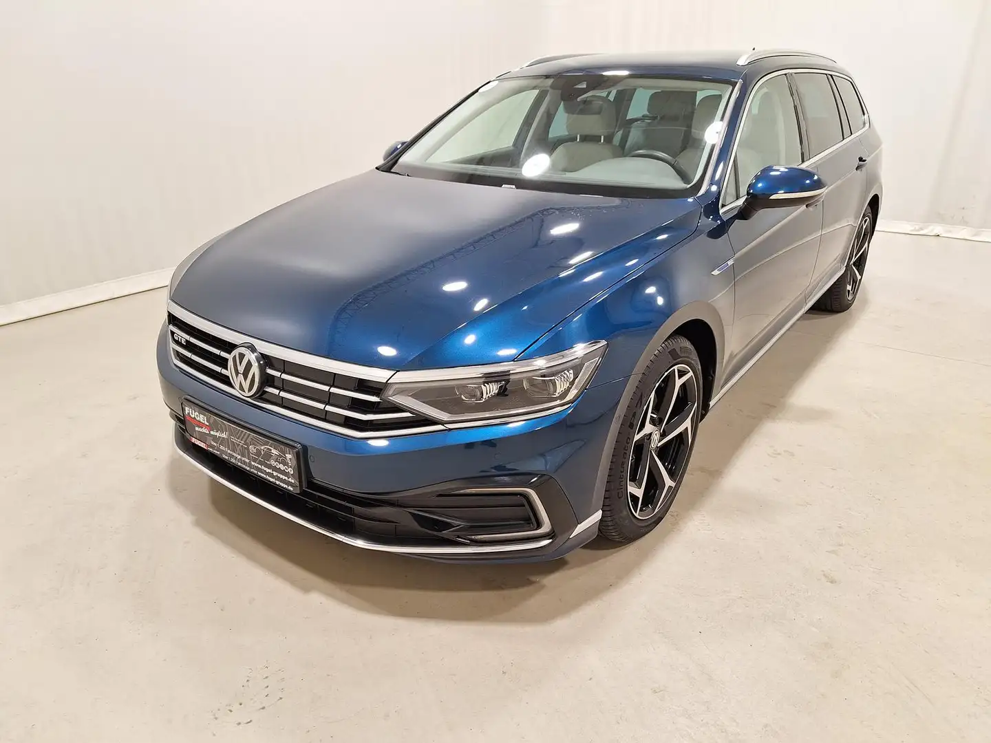 Volkswagen Passat Variant 1.4 TSI DSG GTE Dynaudio|Matrix|virt.Cock.|Navi|Ma Blau - 2
