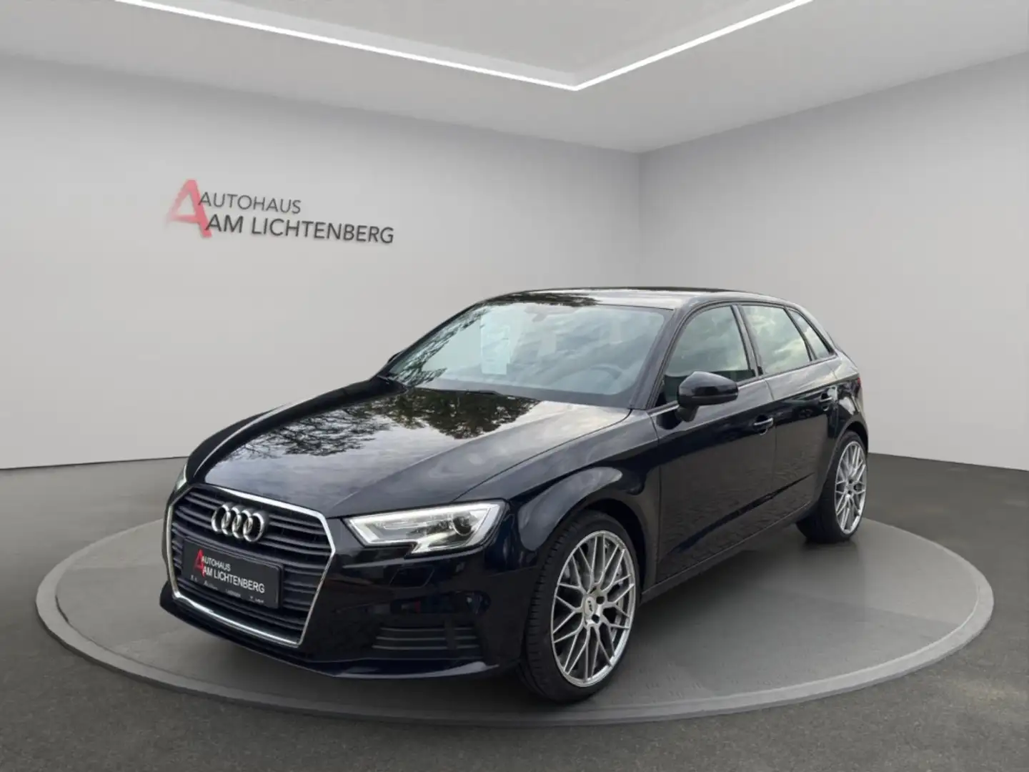 Audi A3 Sportback 1,5 TFSI LED+PDC+KLIMAAAUTOMATIK+SITZHEI Noir - 1