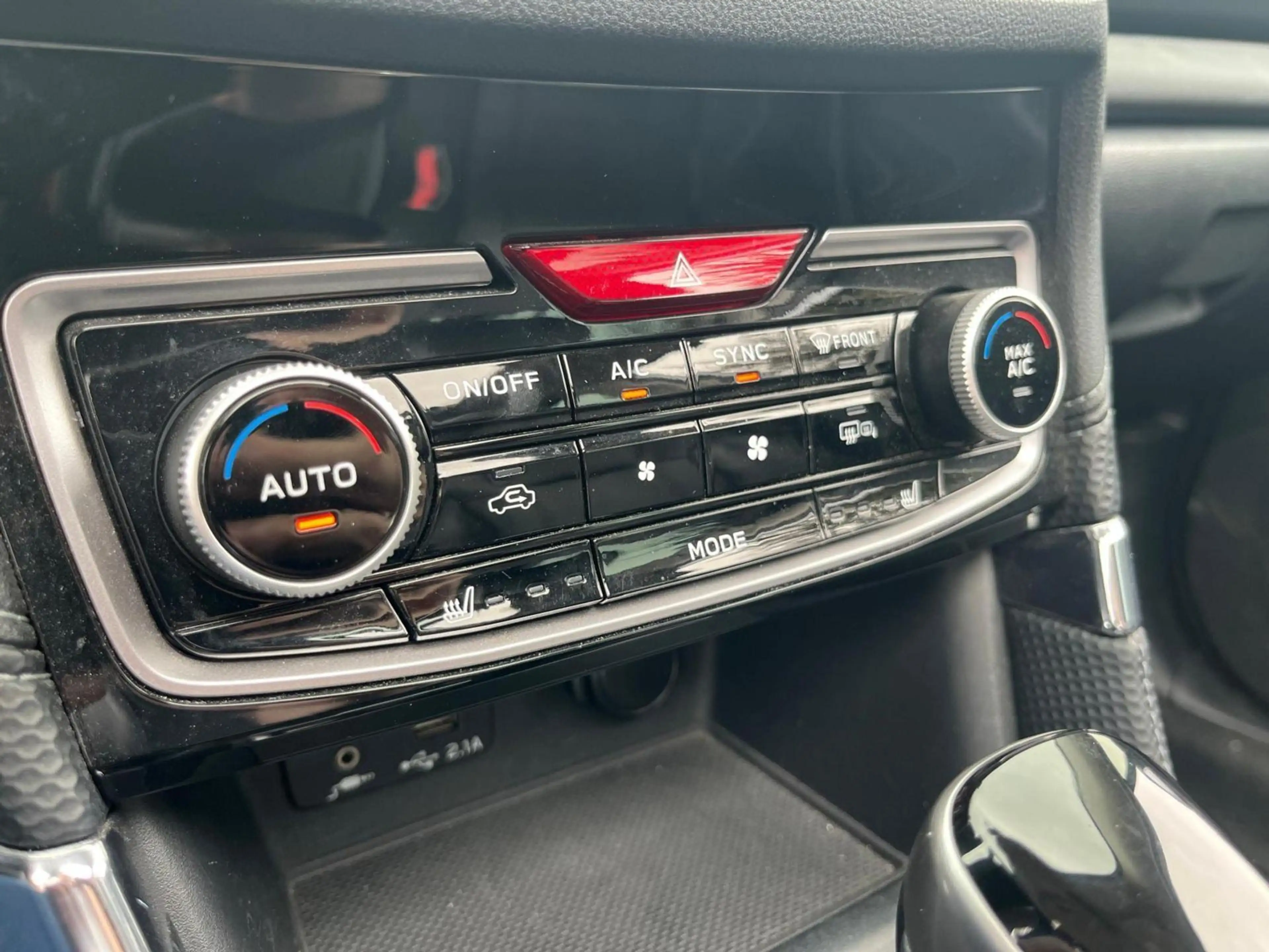 Subaru Forester 2.0i e-BOXER Premium| Dealeronderhouden | — photo 8