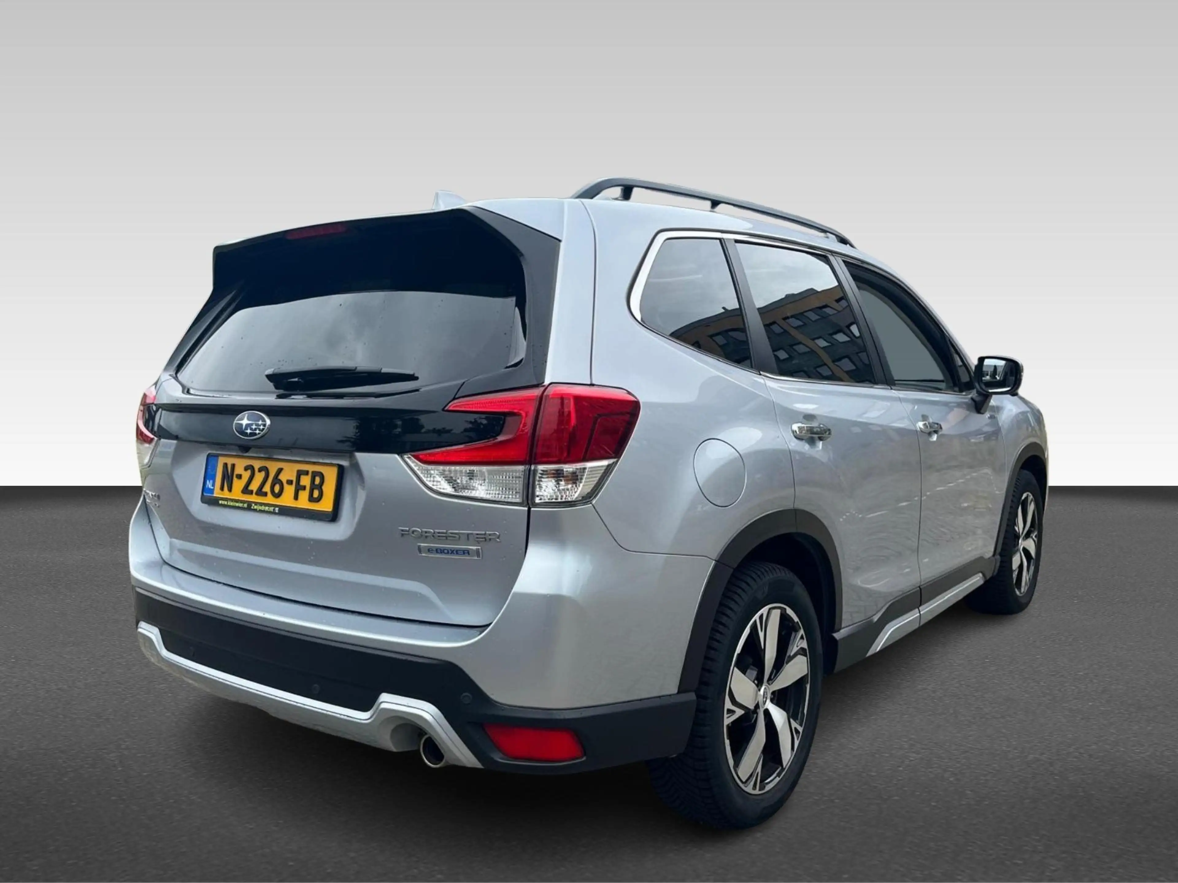 Subaru Forester 2.0i e-BOXER Premium| Dealeronderhouden | — photo 3