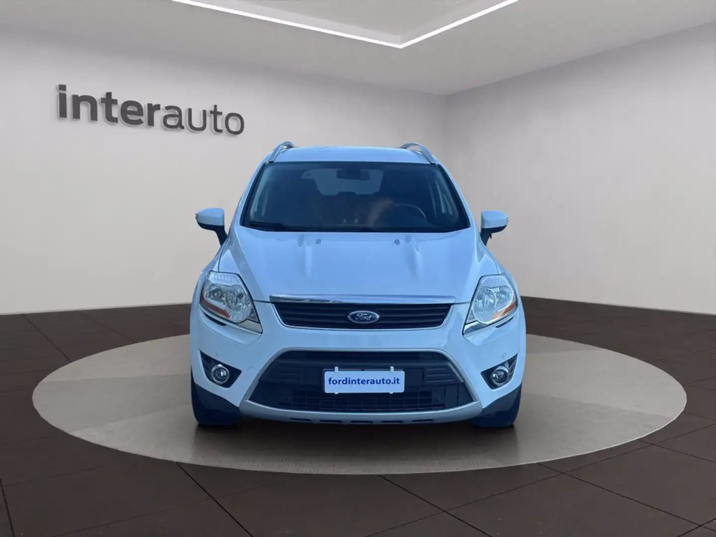 Ford Kuga 2.0 tdci Titanium 4wd 136cv dpf Blanc - 2