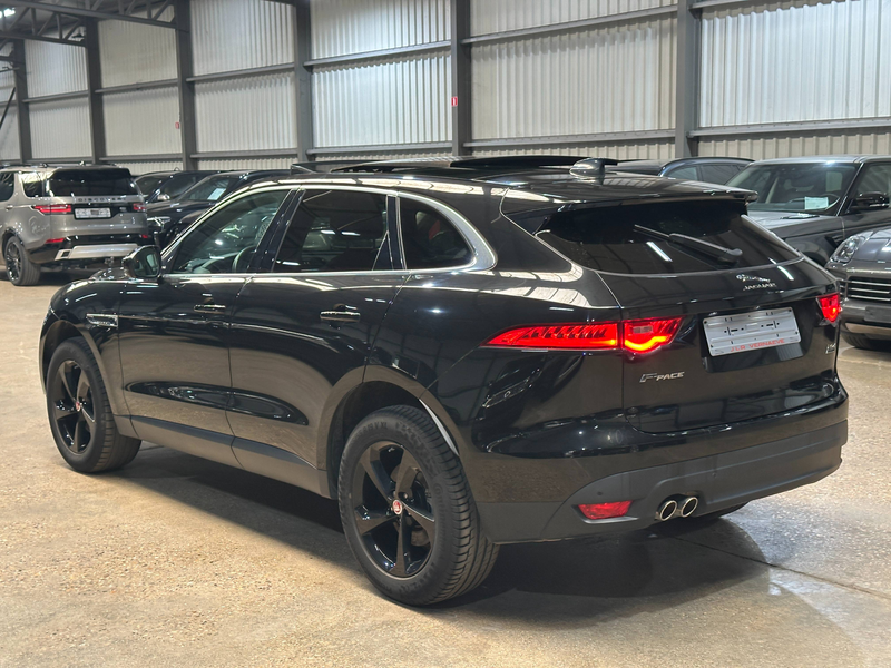 Jaguar F-Pace F-Pace 2.0 D AWD Prestige — photo 7