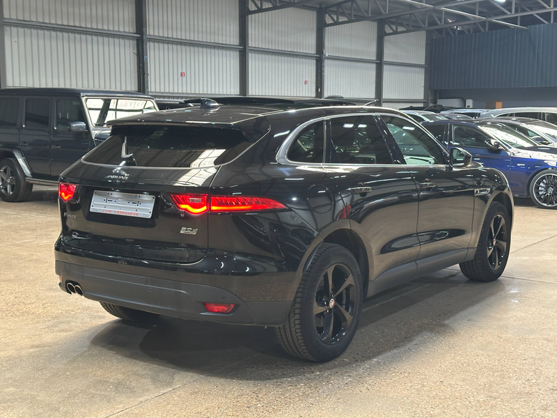Jaguar F-Pace F-Pace 2.0 D AWD Prestige — photo 5