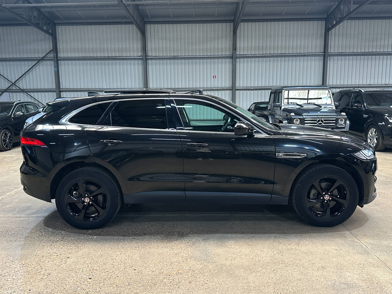 Jaguar F-Pace F-Pace 2.0 D AWD Prestige — photo 4