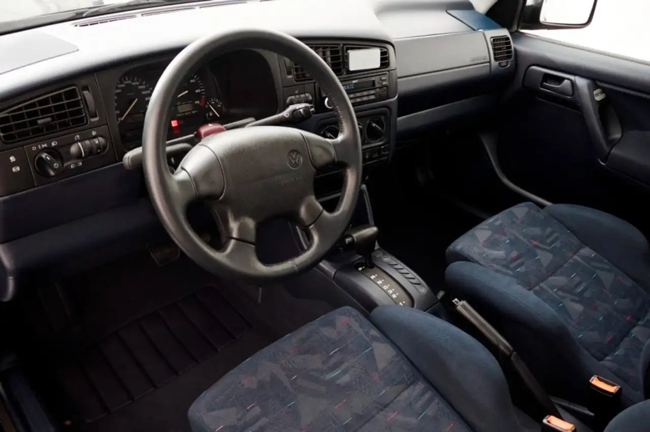 Volkswagen Golf VR6 2.8 6-CIL.HB Automaat 5-Drs Orgineel Nieuw!!, foto 10