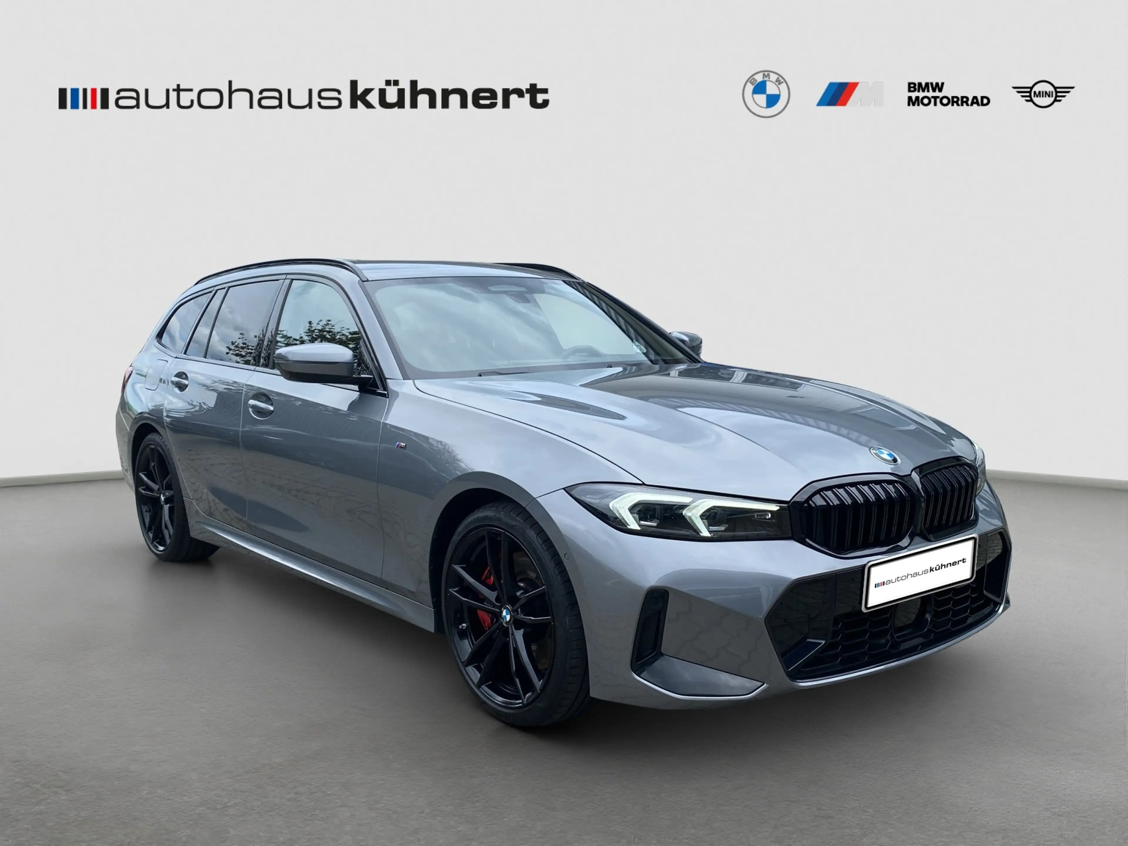 BMW 330 i xDrive touring M-Sport PRO ACC SpurAss StHzg RFK — photo 9