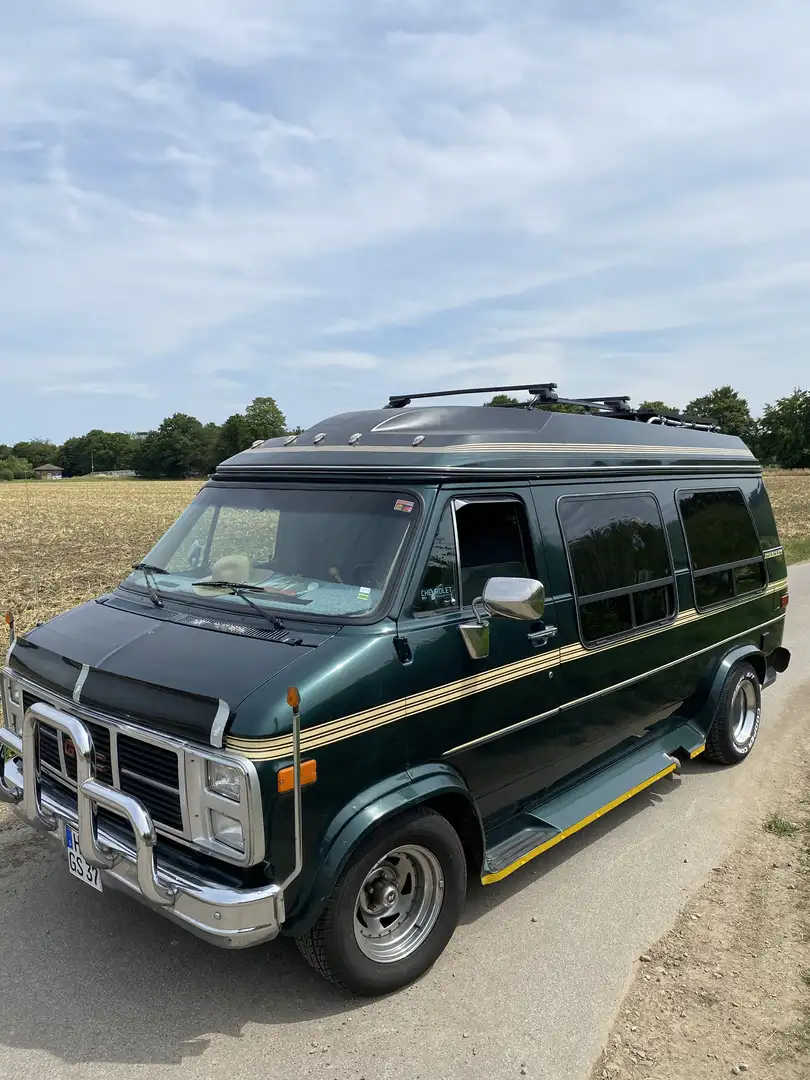 GMC Vandura - 1
