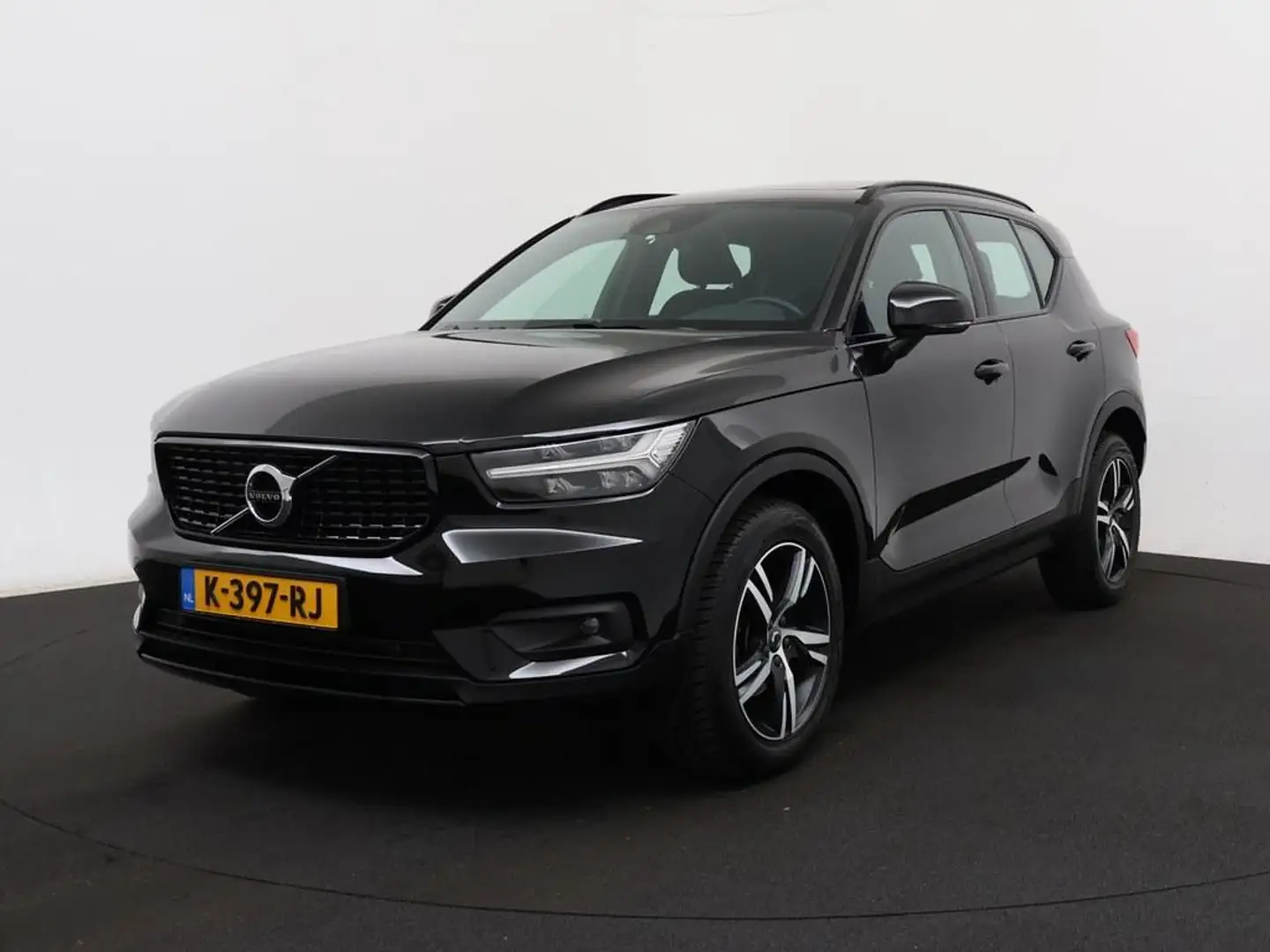 Volvo XC40 1.5 T2 R-Design Automaat/Pano/Ecc/Navi/Android Noir - 2