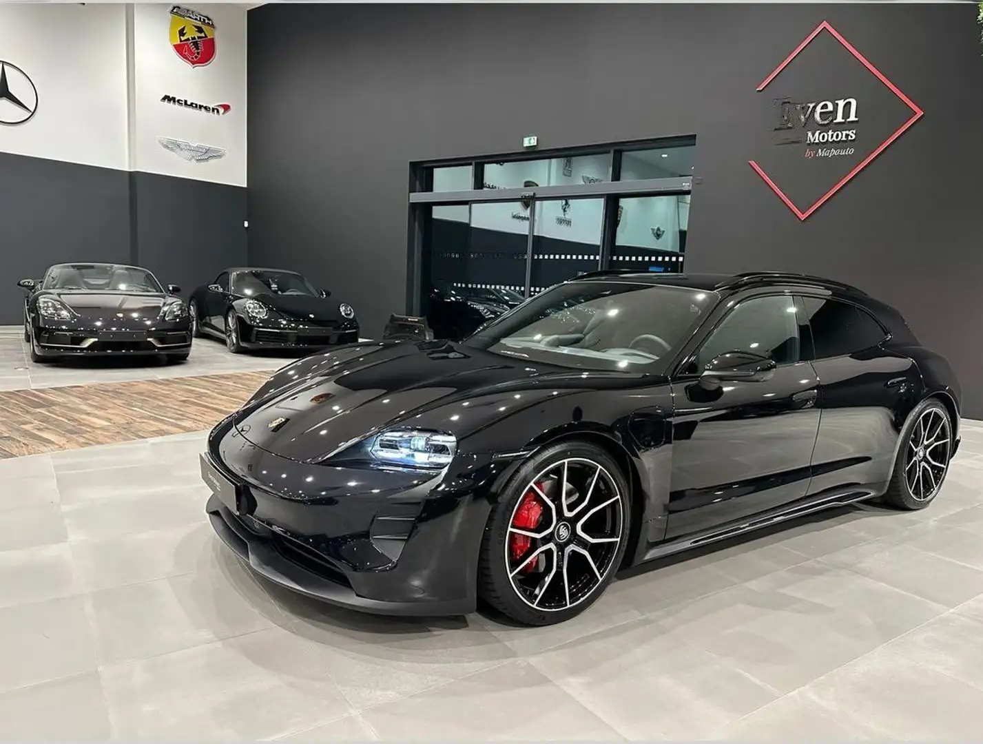 Porsche Taycan SPORT TURISMO 4S 571 AVEC BATTERIE PERFORMANCE PLU Zwart - 1