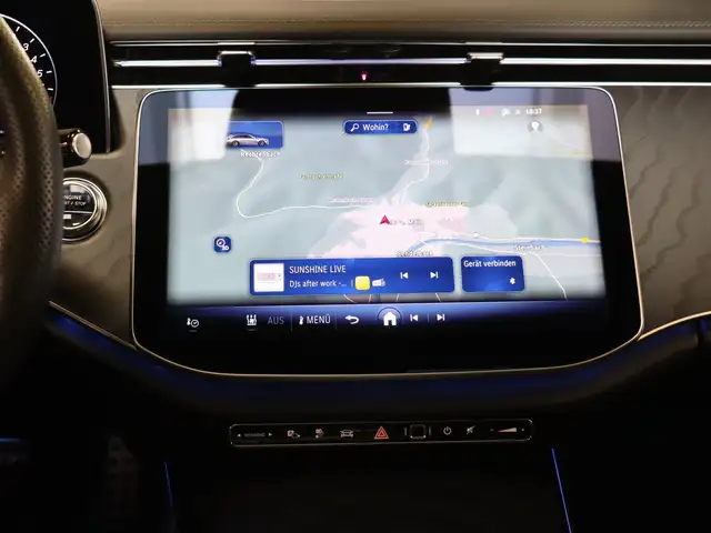 Mercedes-Benz E-Class view 15