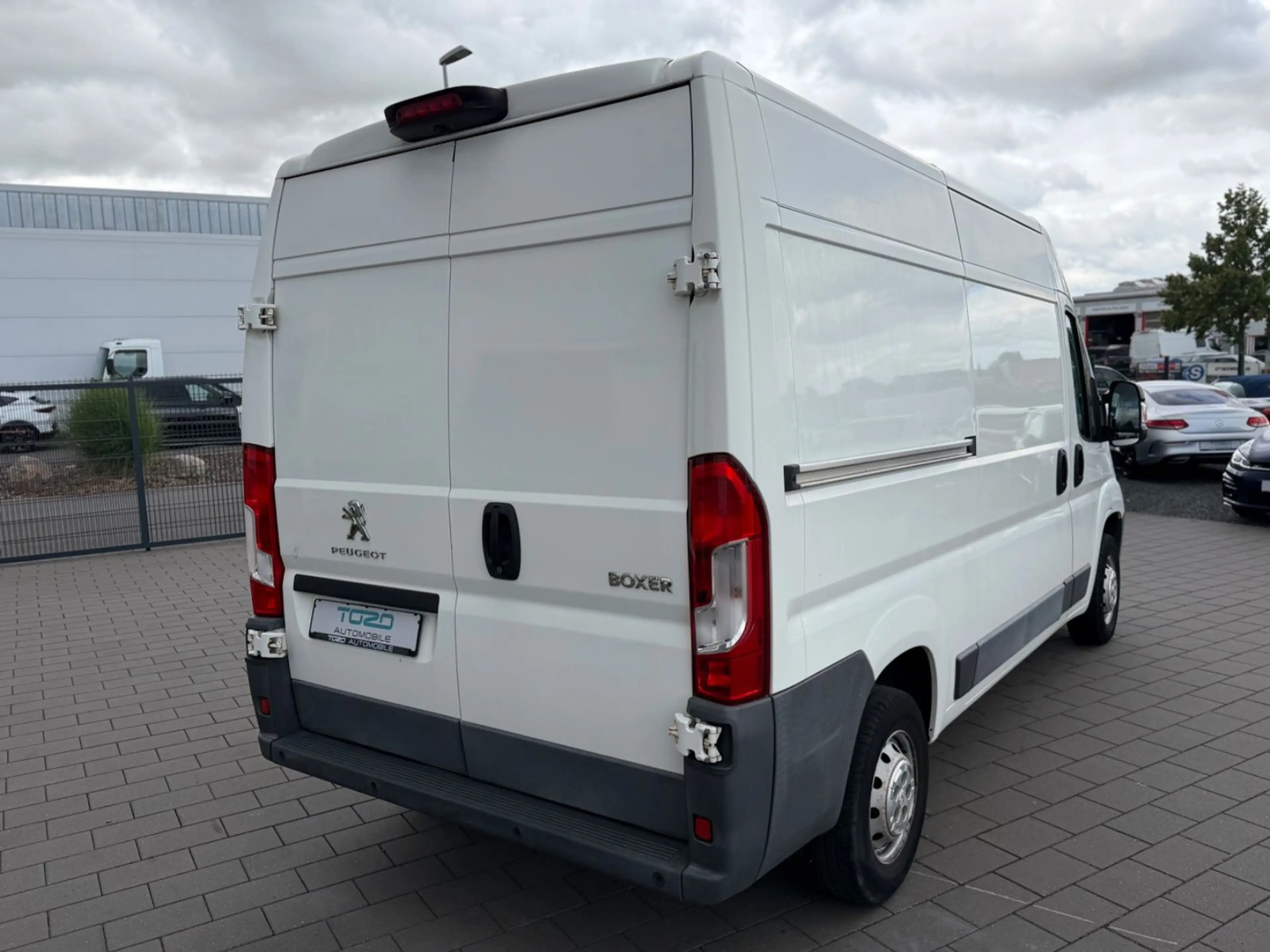 Peugeot Boxer Kasten L2H2 HDi 130*KLIMA*PDC*1.HAND* — photo 8