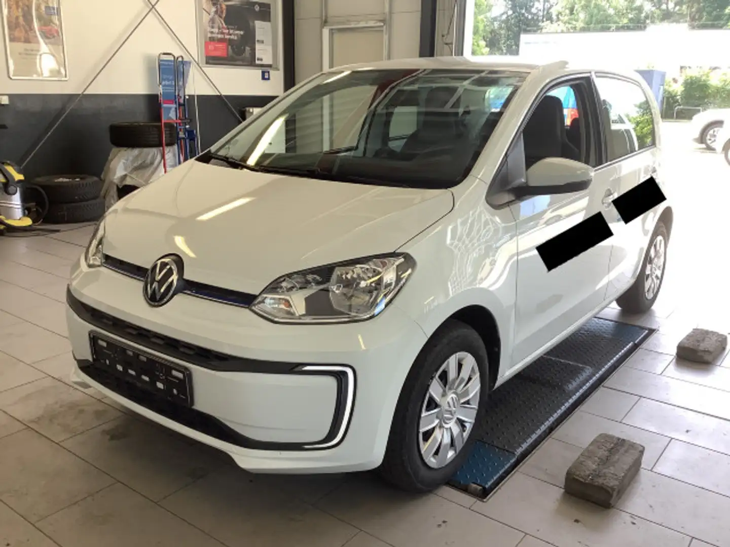 Volkswagen e-up! move up! Klima Radio DAB+ CCS-Ladedose Weiß - 2