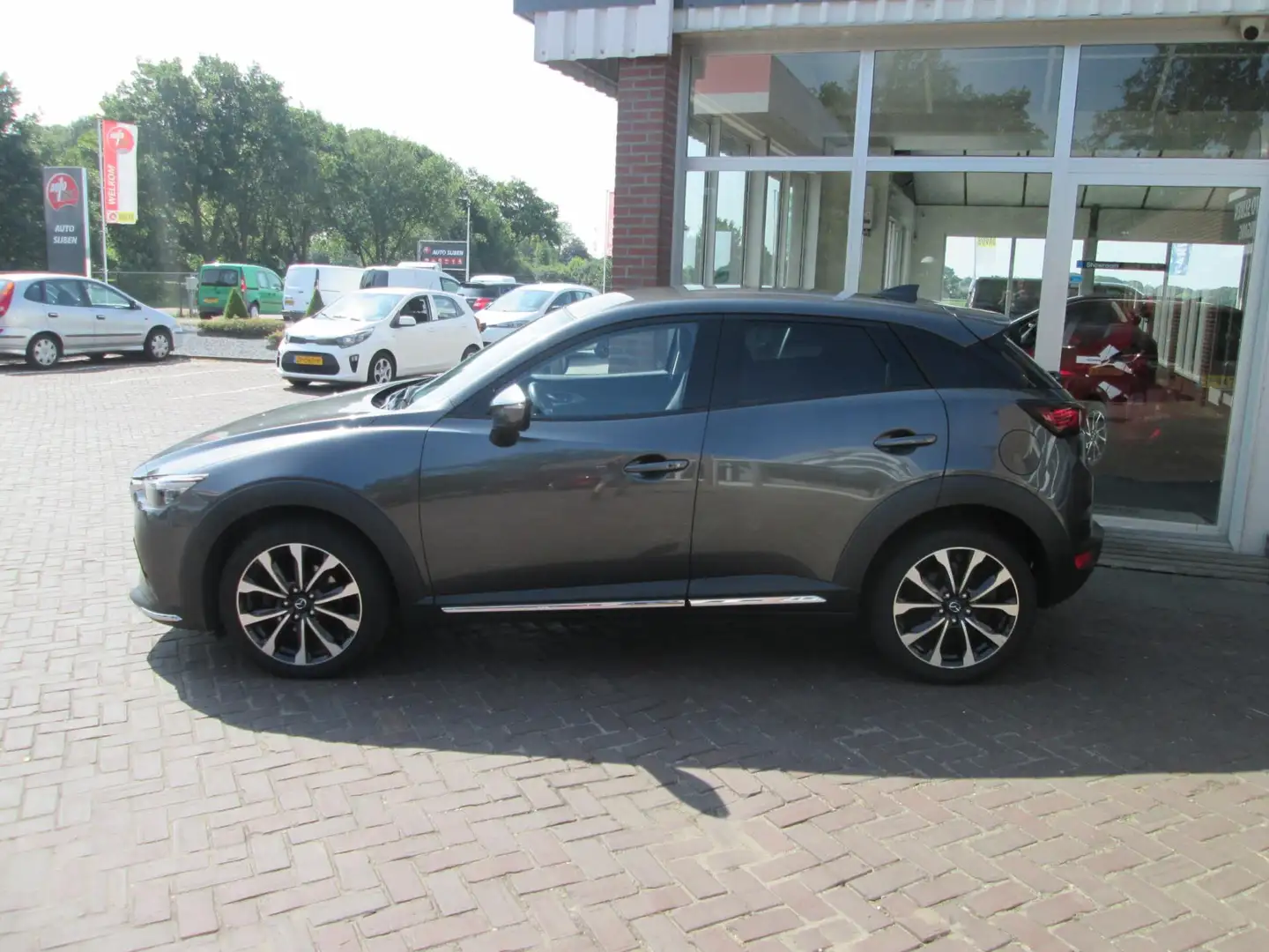 Mazda CX-3 2.0 SkyActiv-G 120 GT-M / facelift model Gris - 2