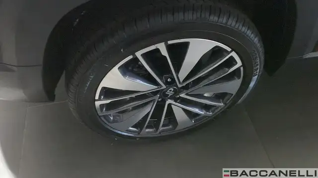 DR Automobiles DR5 view 12