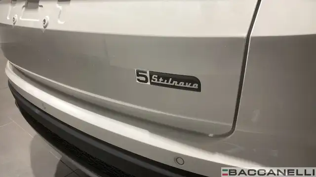 DR Automobiles DR5 view 8