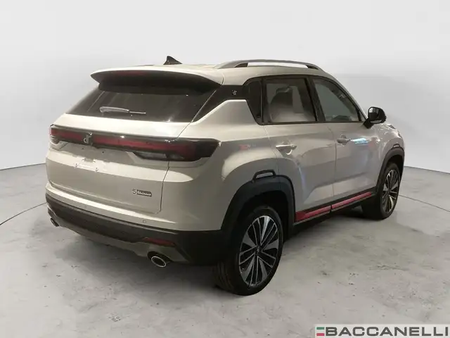 DR Automobiles DR5 view 4