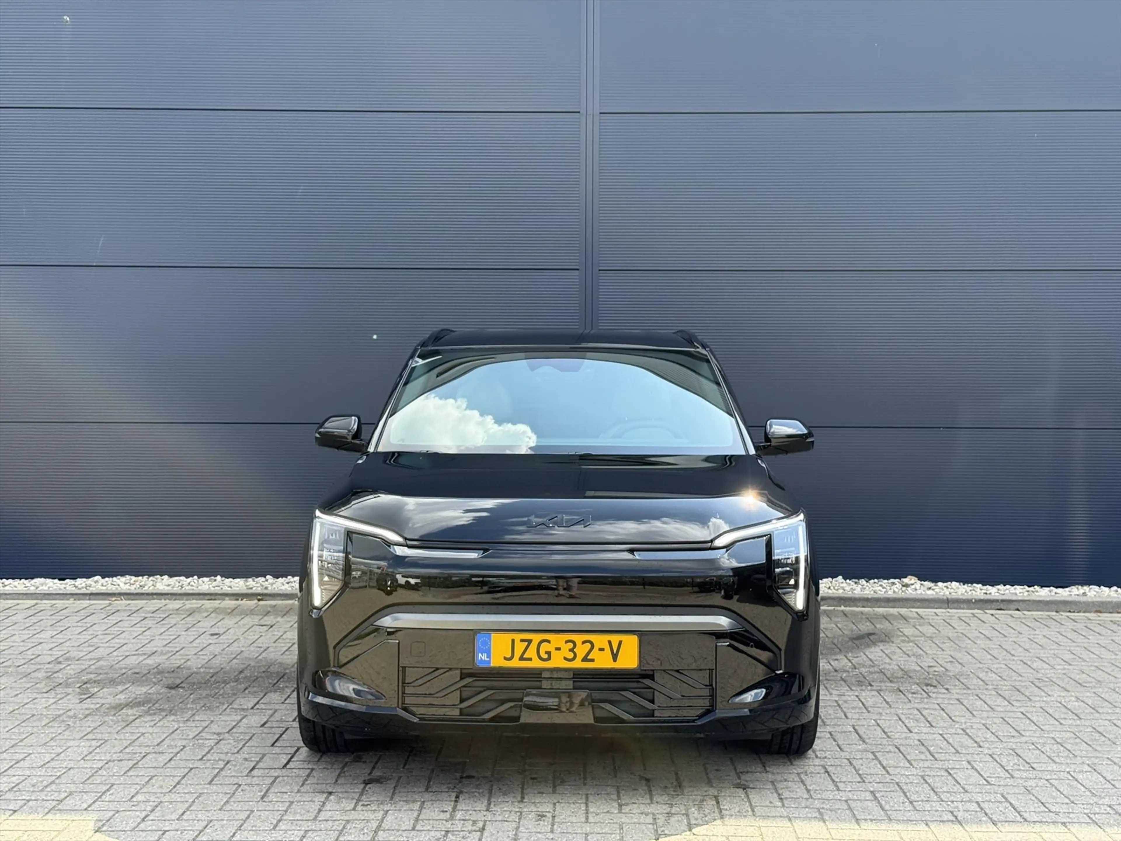 Kia EV3 81,4 kWh 204pk GT-Line Business Edition | Black Pa — photo 6